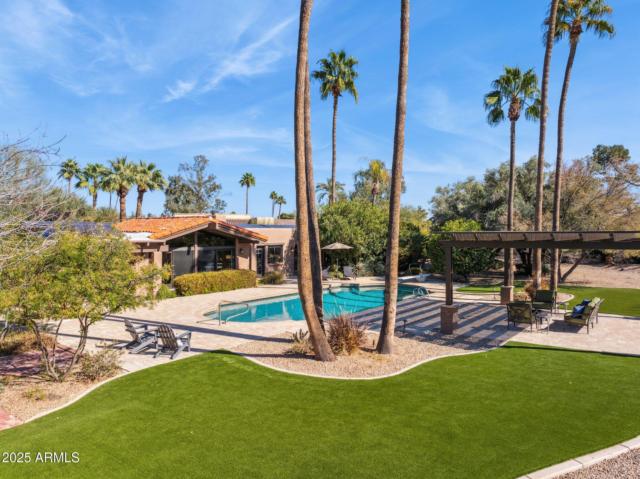 CAMELBACK COUNTRY CLUB ESTATES - Residential