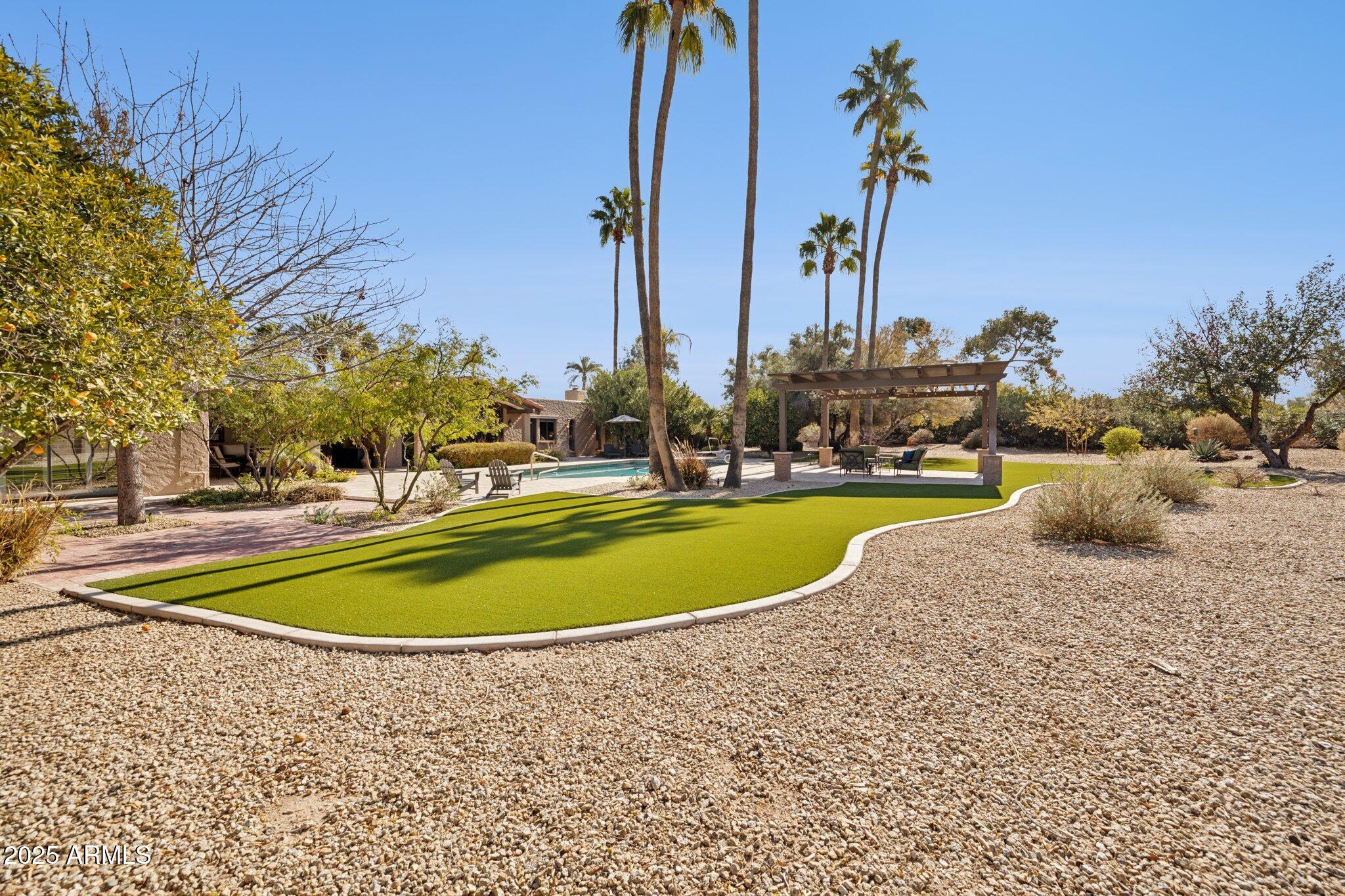 CAMELBACK COUNTRY CLUB ESTATES - Residential
