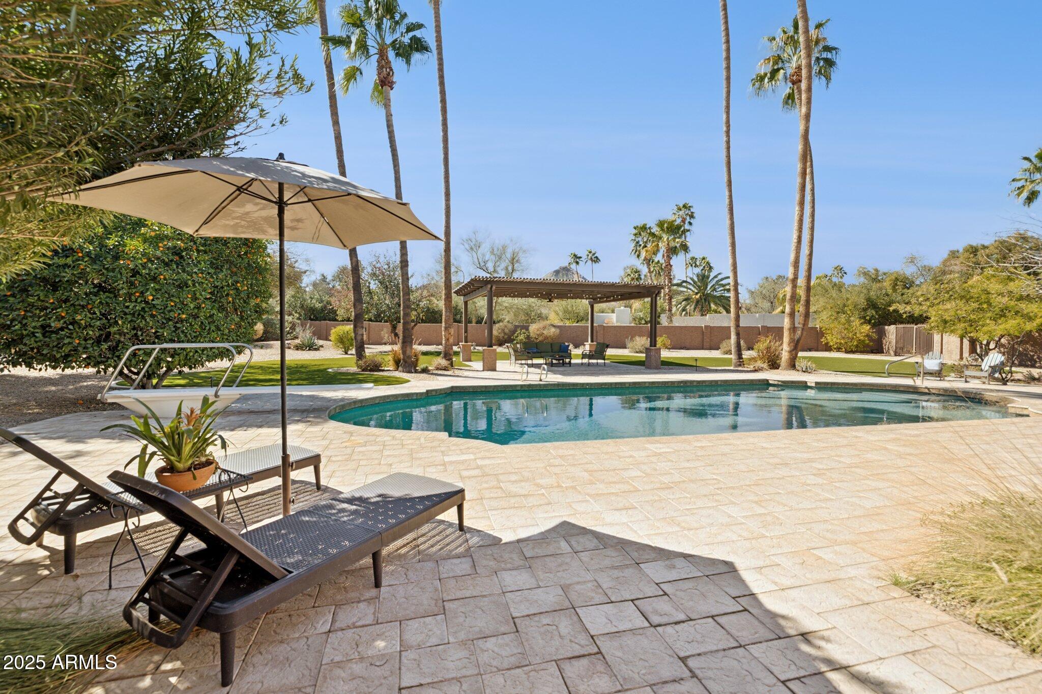 CAMELBACK COUNTRY CLUB ESTATES - Residential