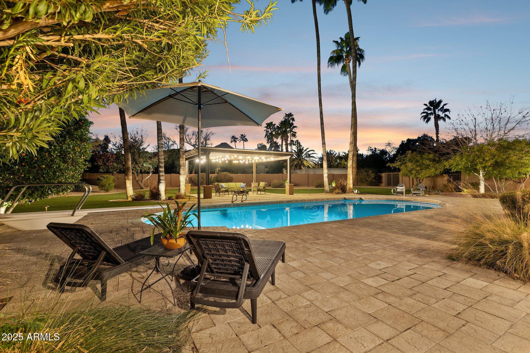 CAMELBACK COUNTRY CLUB ESTATES - Residential