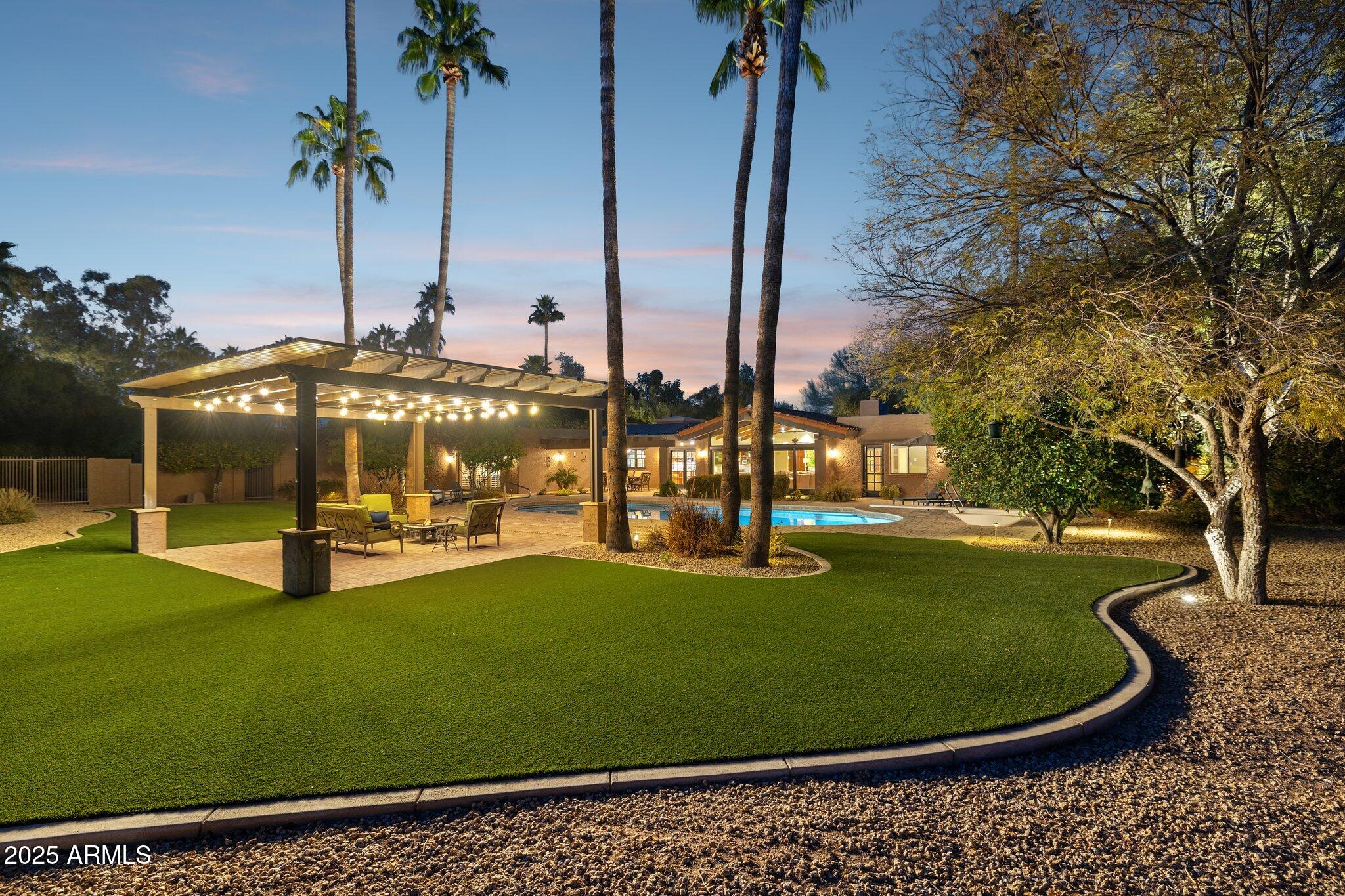 CAMELBACK COUNTRY CLUB ESTATES - Residential