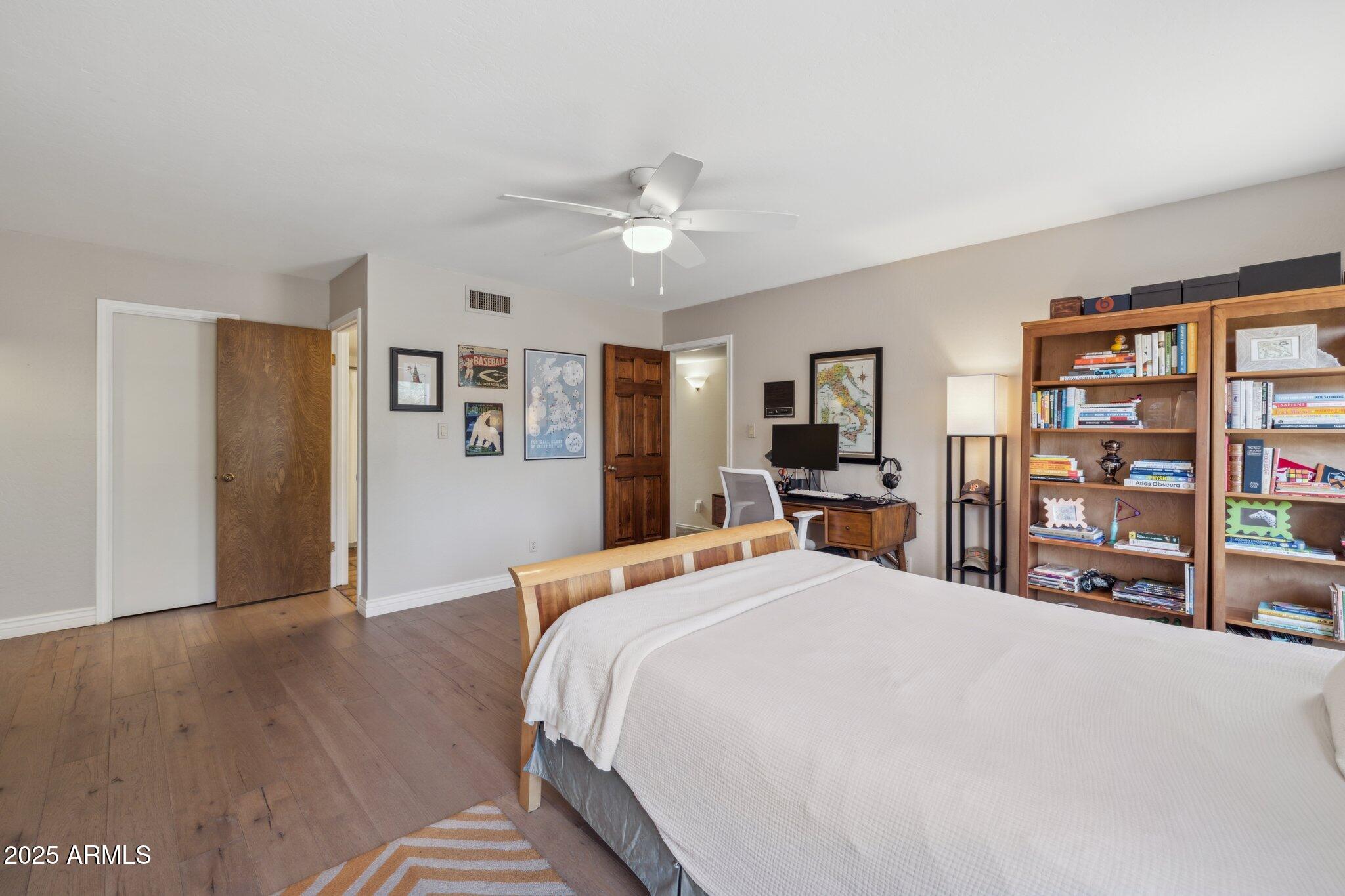 CAMELBACK COUNTRY CLUB ESTATES - Residential