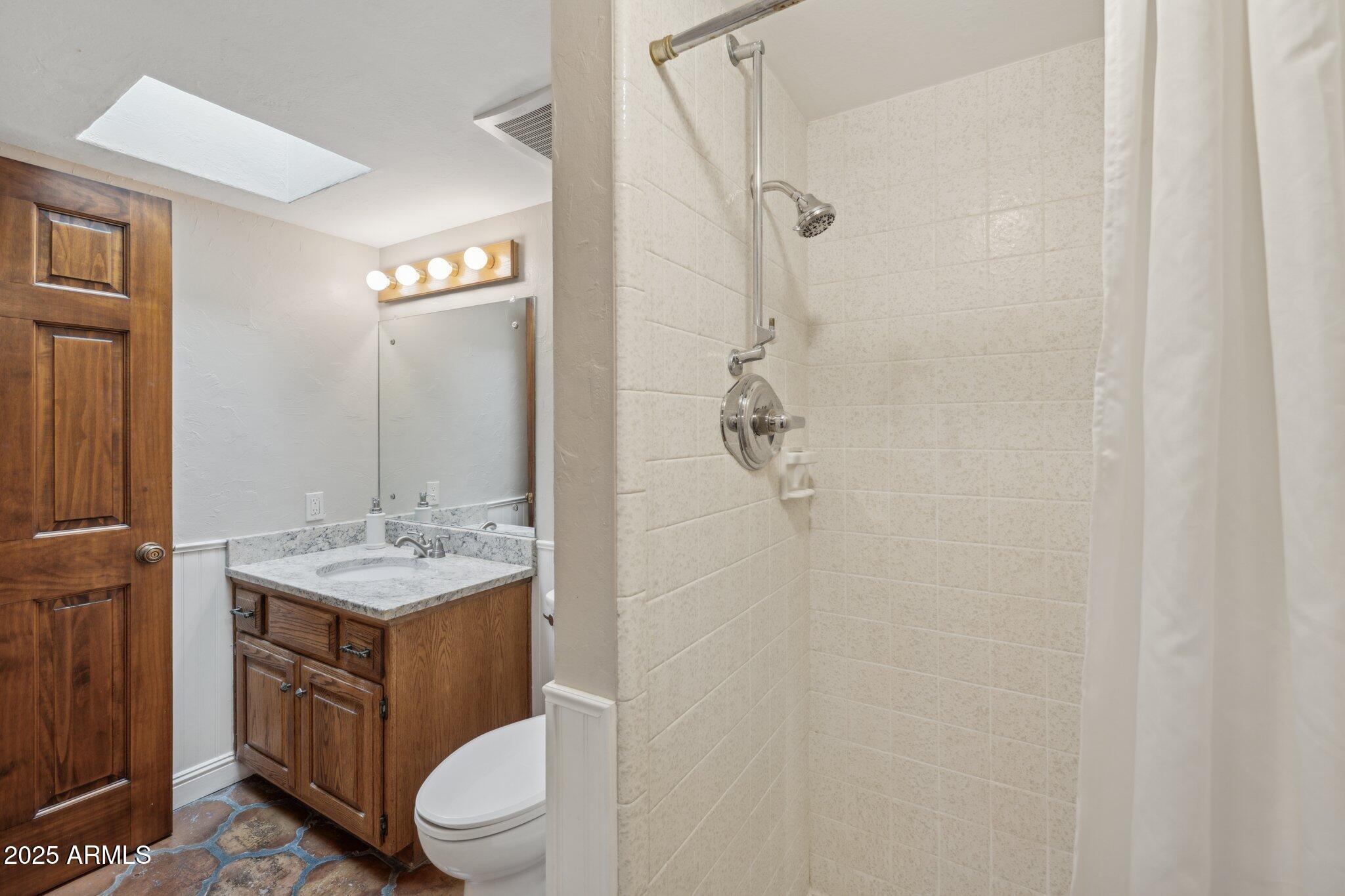 CAMELBACK COUNTRY CLUB ESTATES - Residential