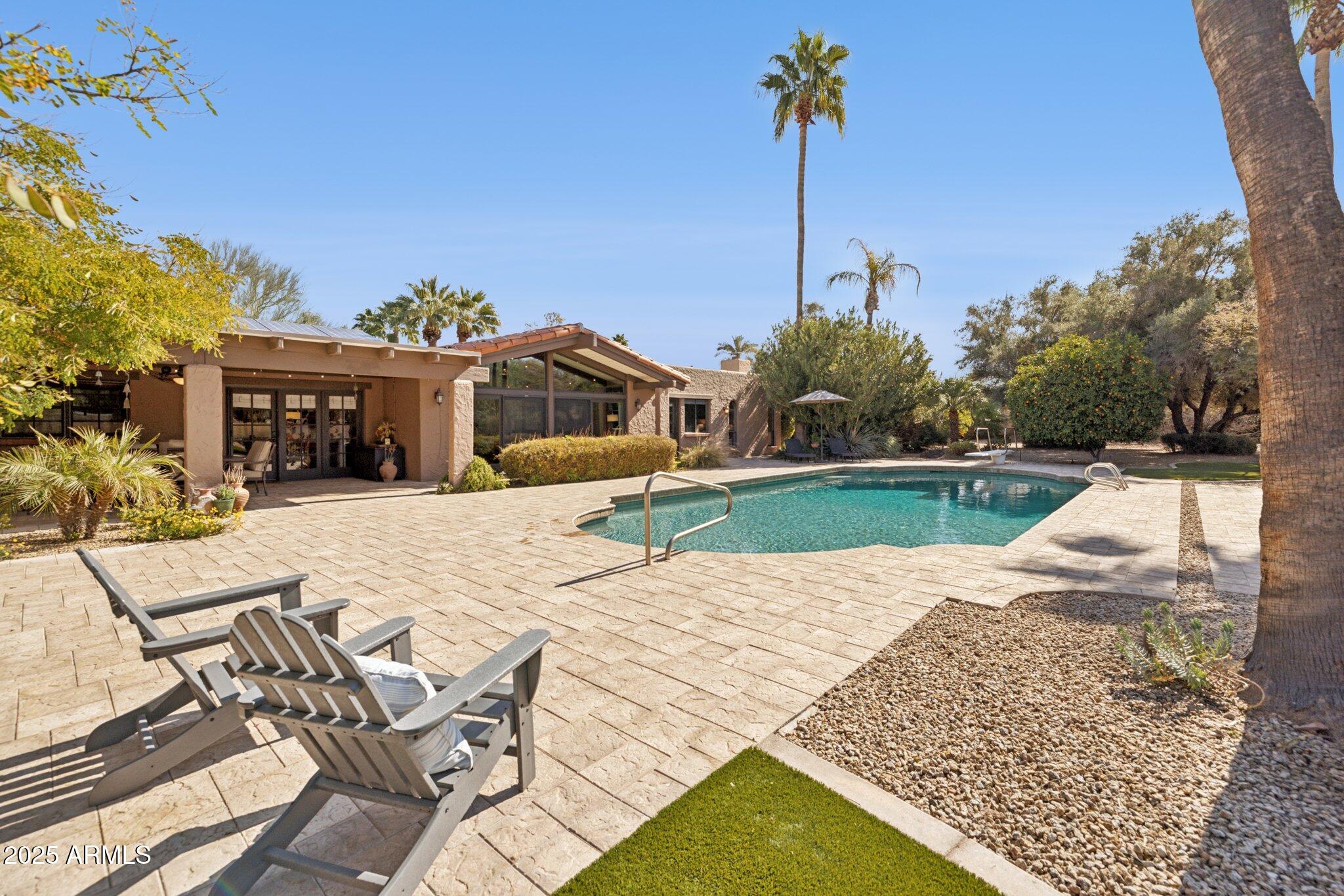 CAMELBACK COUNTRY CLUB ESTATES - Residential