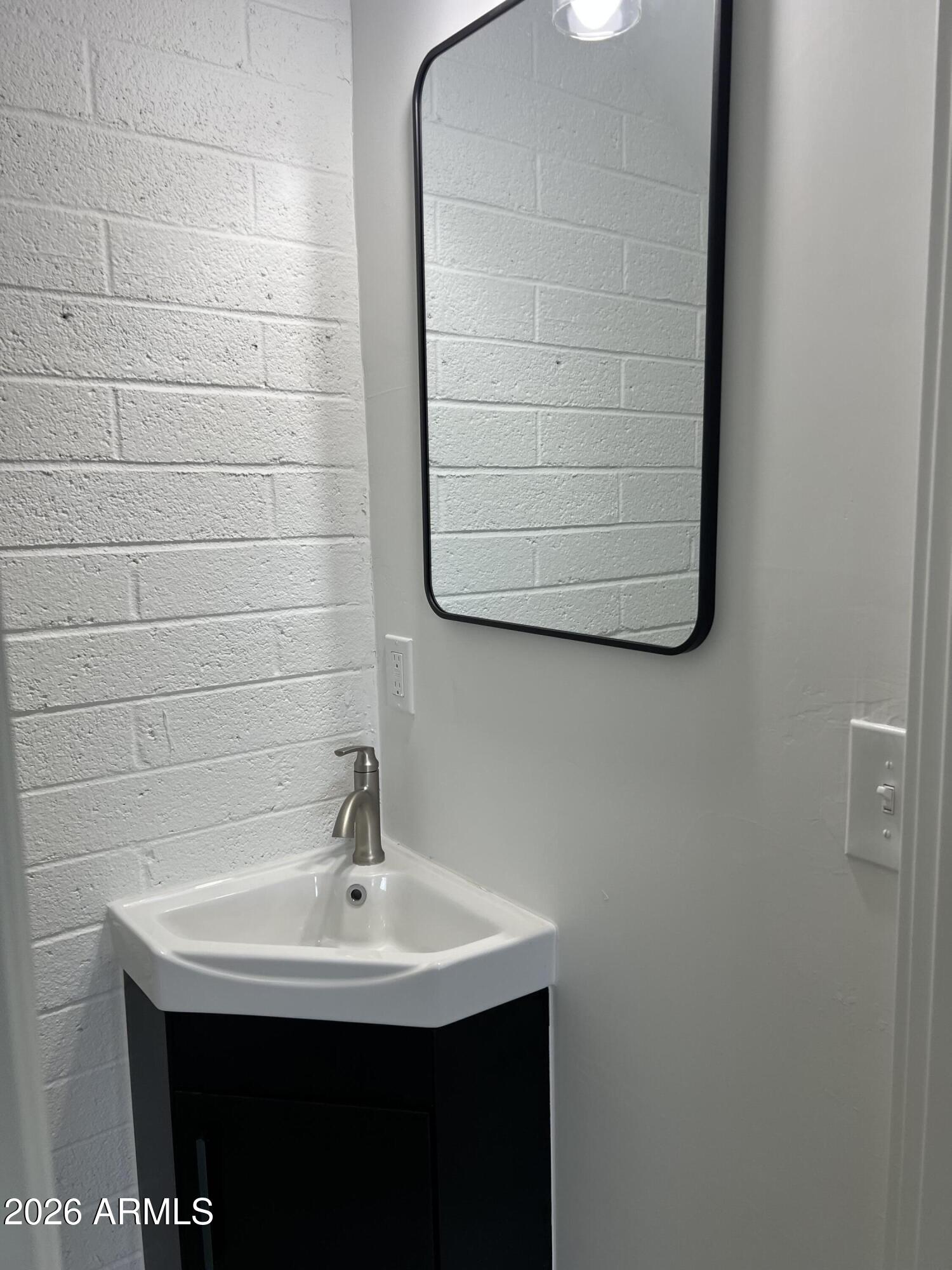 HALLCRAFT VILLAS GLENDALE - Residential