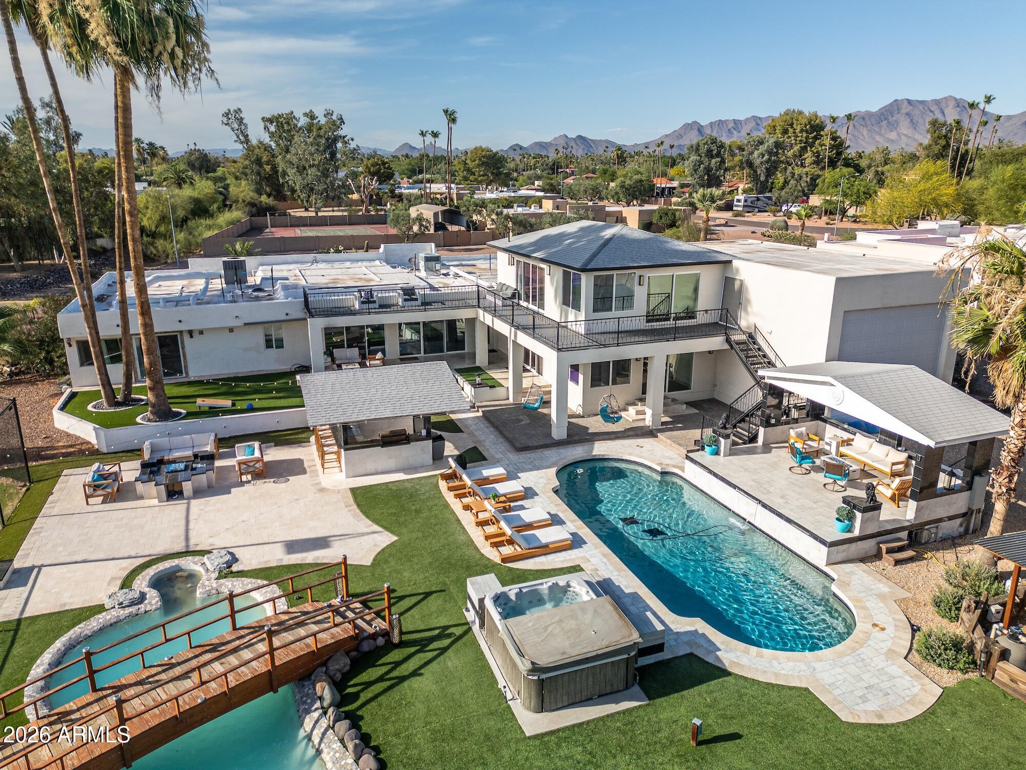 STONERIDGE ESTATES - Residential