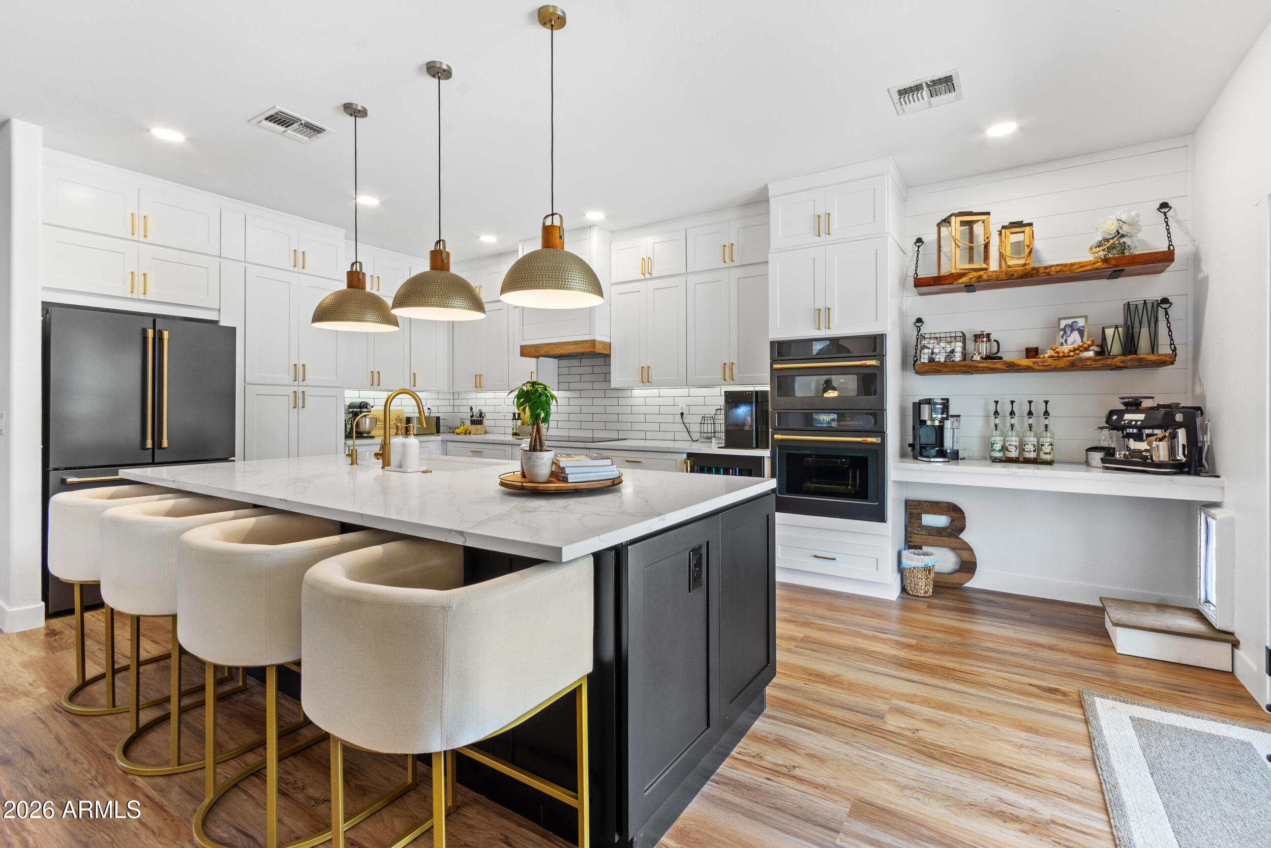 STRATLAND ESTATES - Residential
