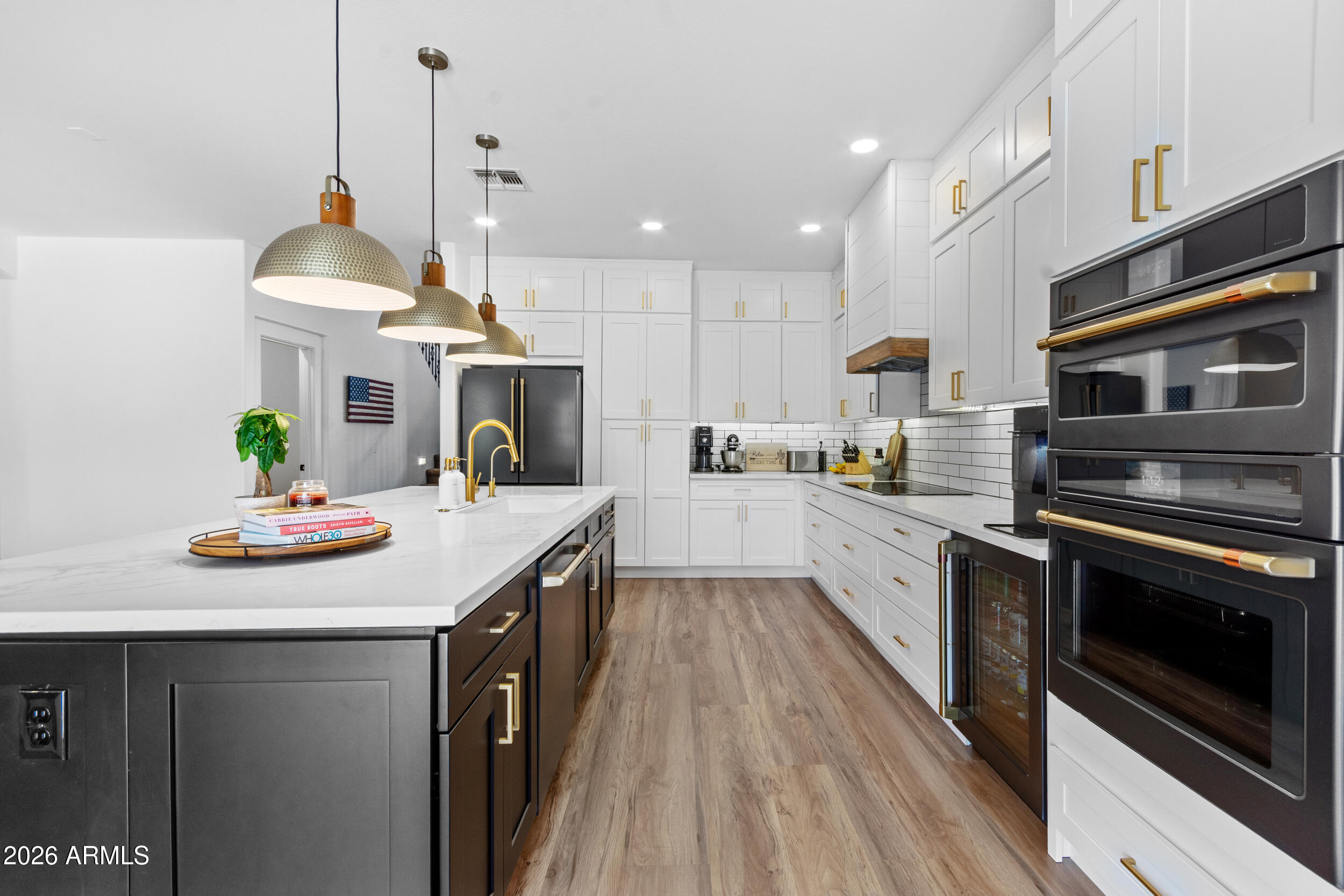 STRATLAND ESTATES - Residential