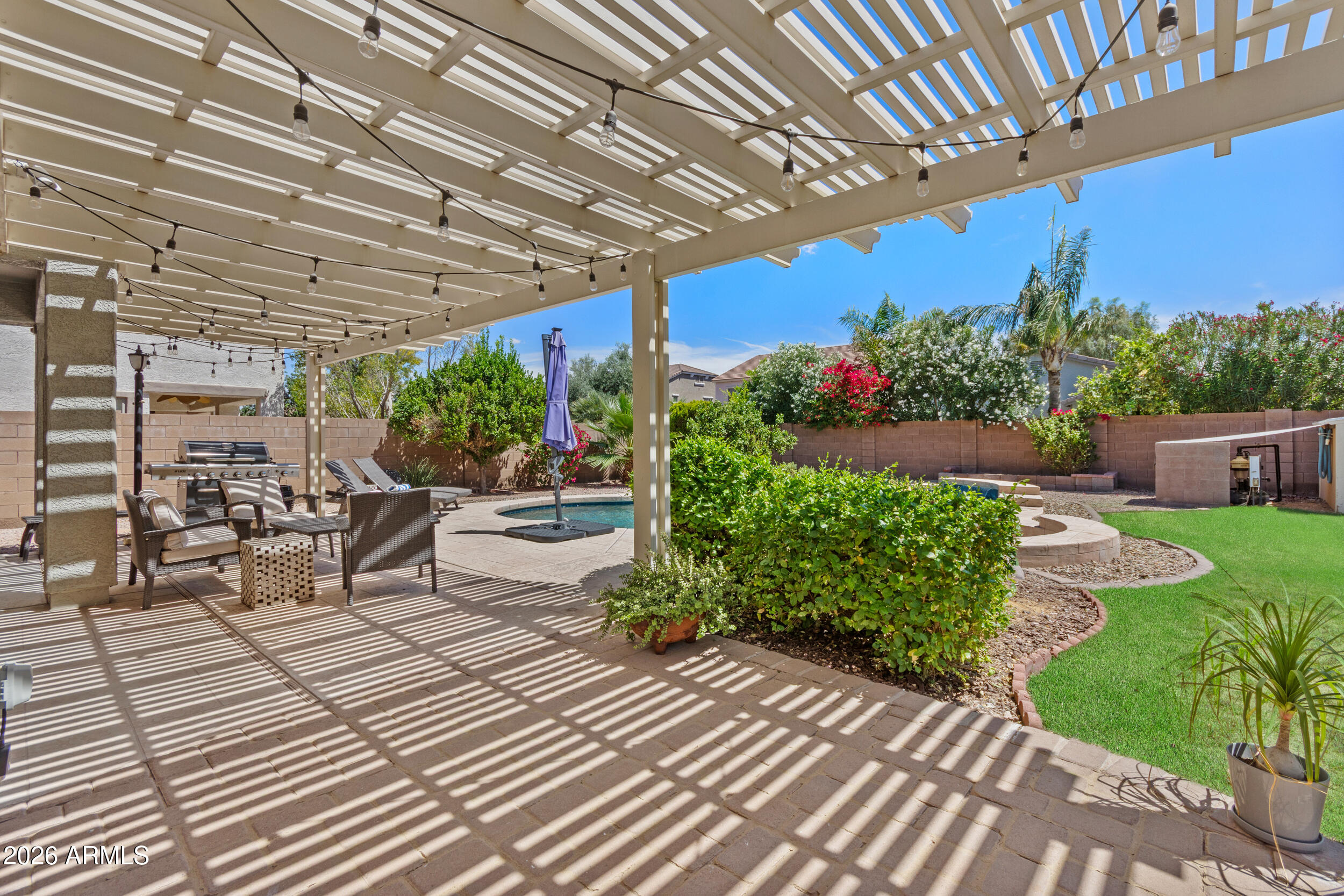 STRATLAND ESTATES - Residential