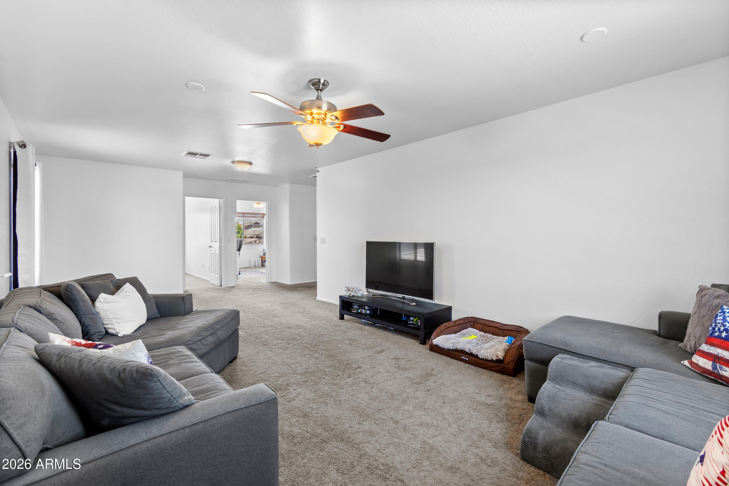 STRATLAND ESTATES - Residential