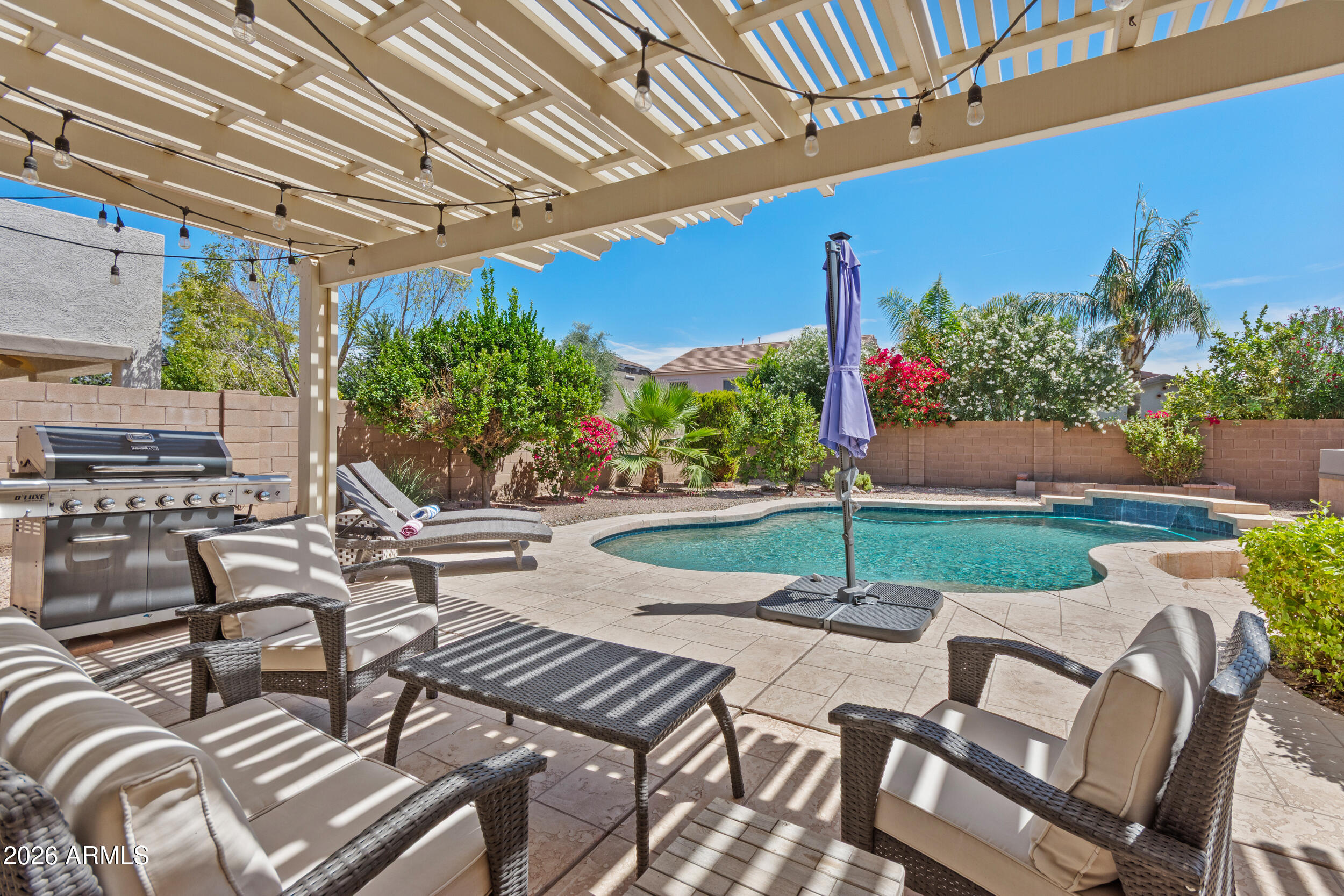 STRATLAND ESTATES - Residential