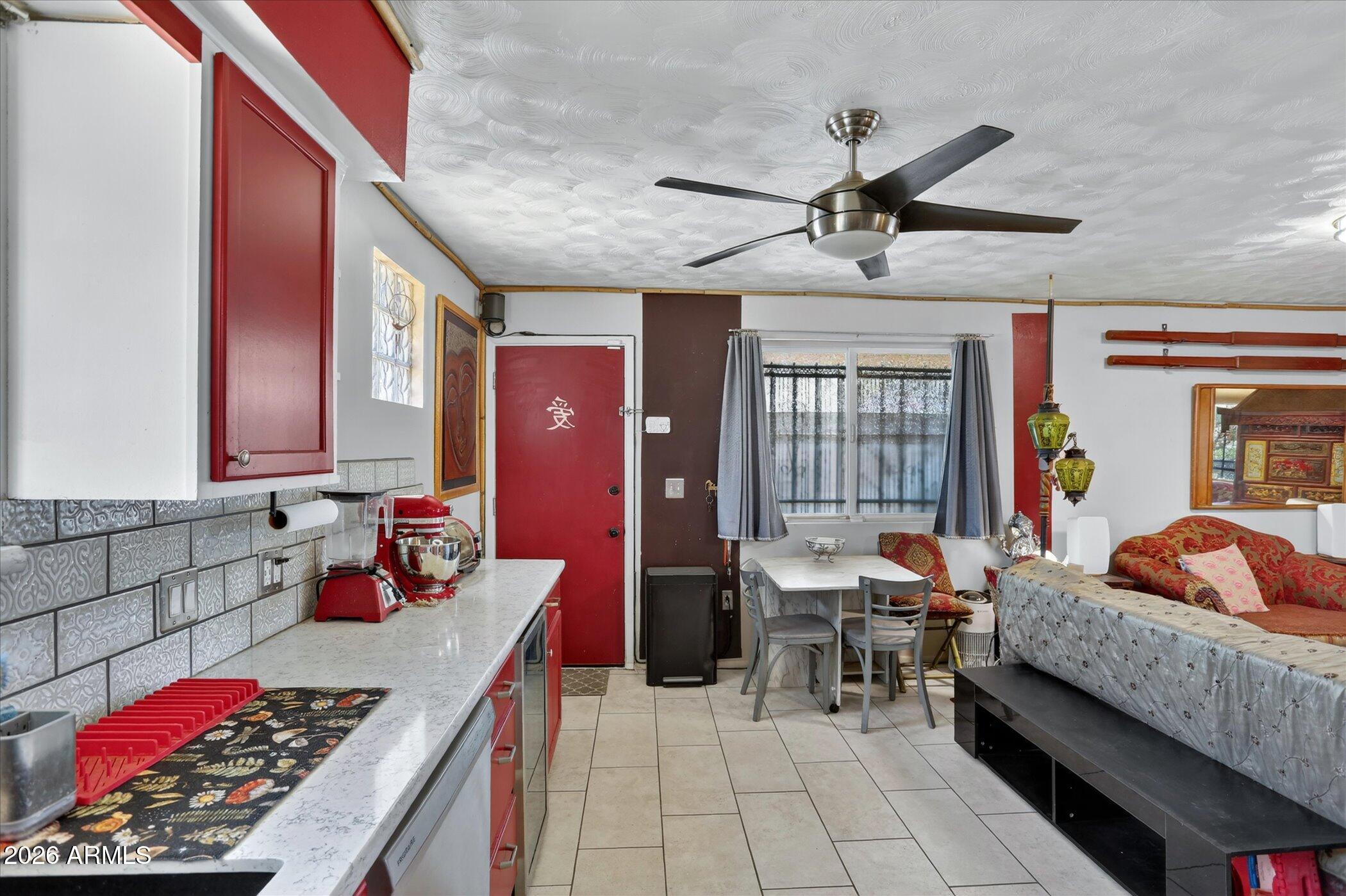 GEBBY PLACE - Residential