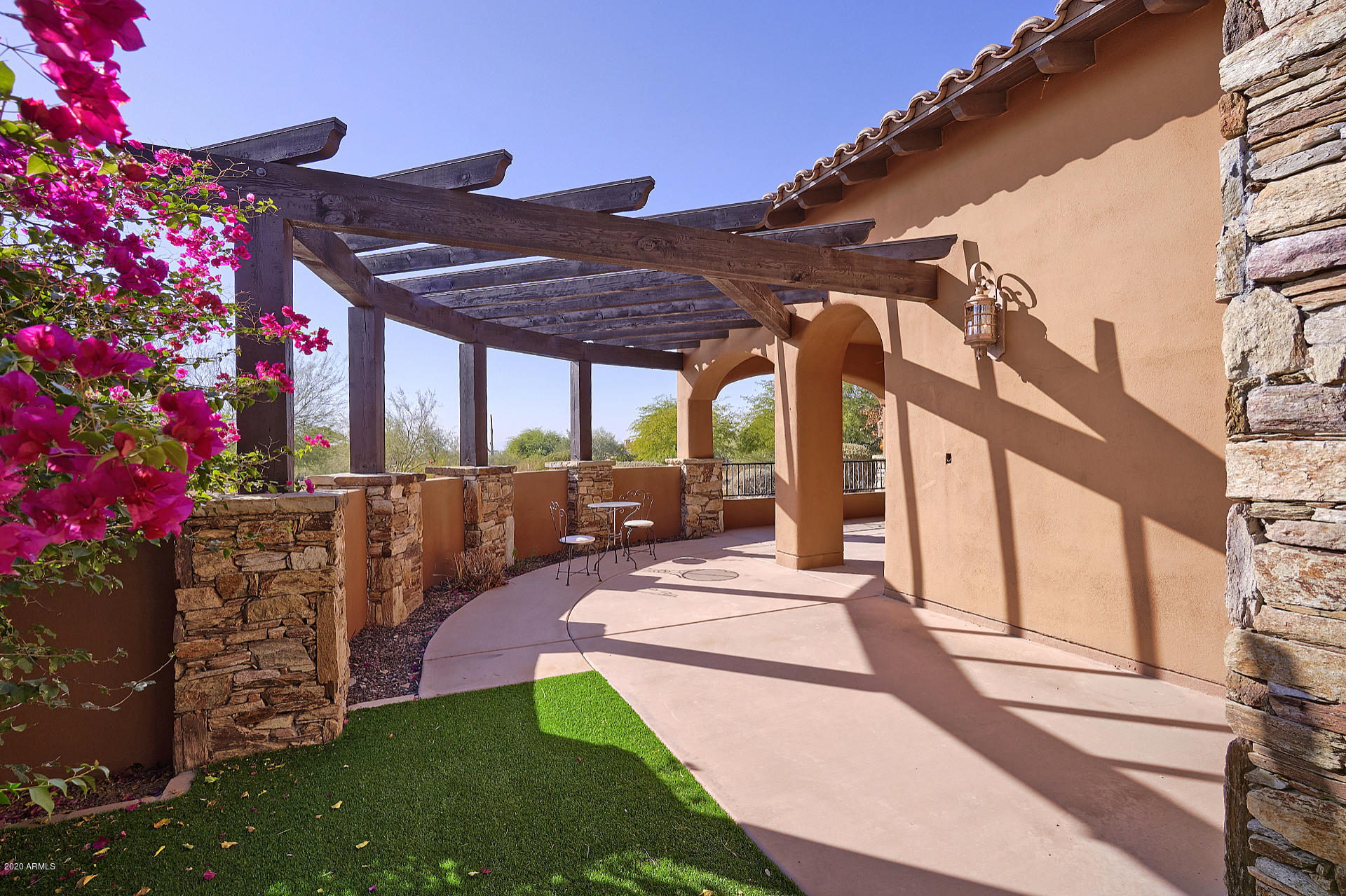 PRADO ESTATES - Residential