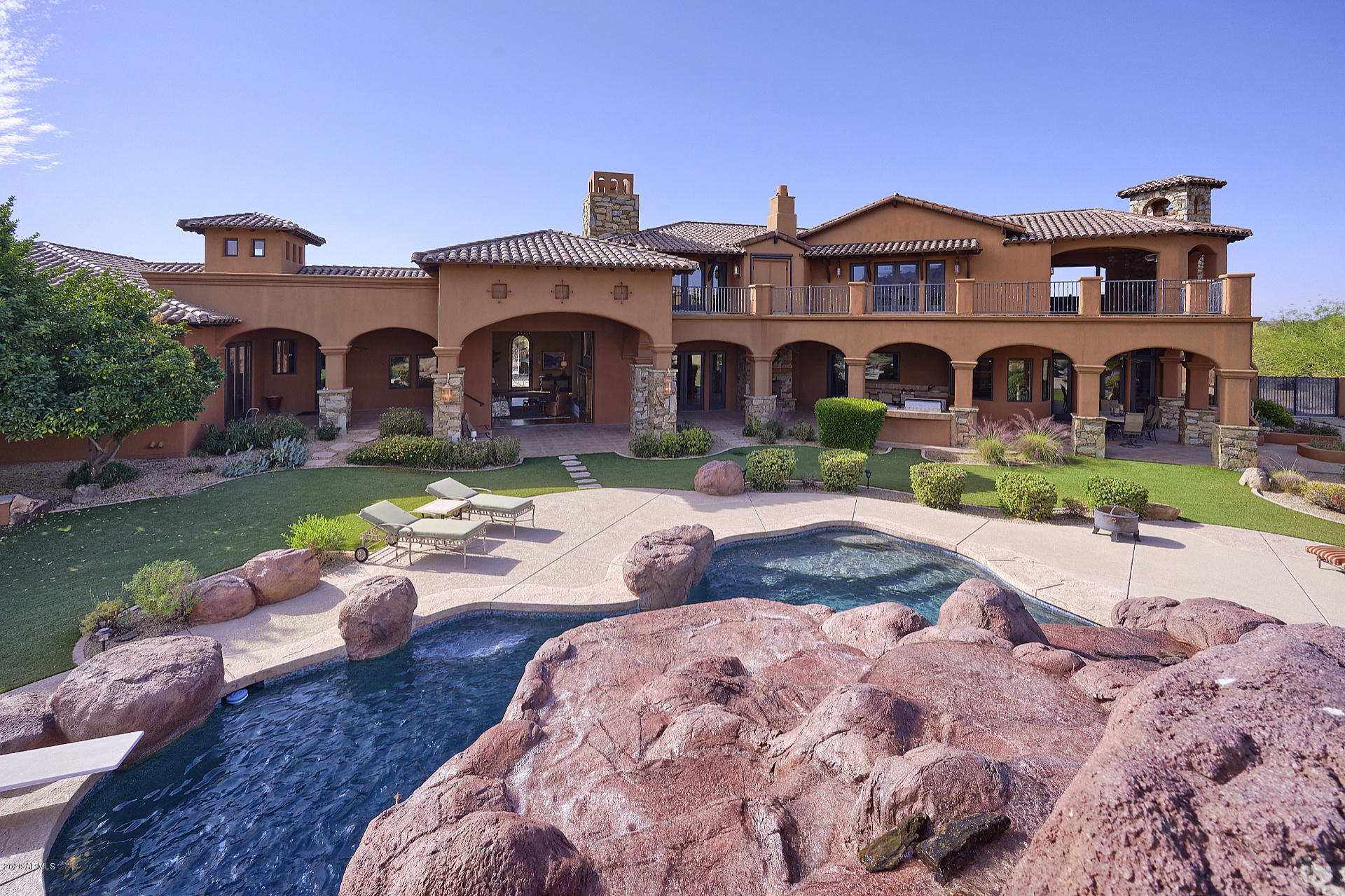 PRADO ESTATES - Residential