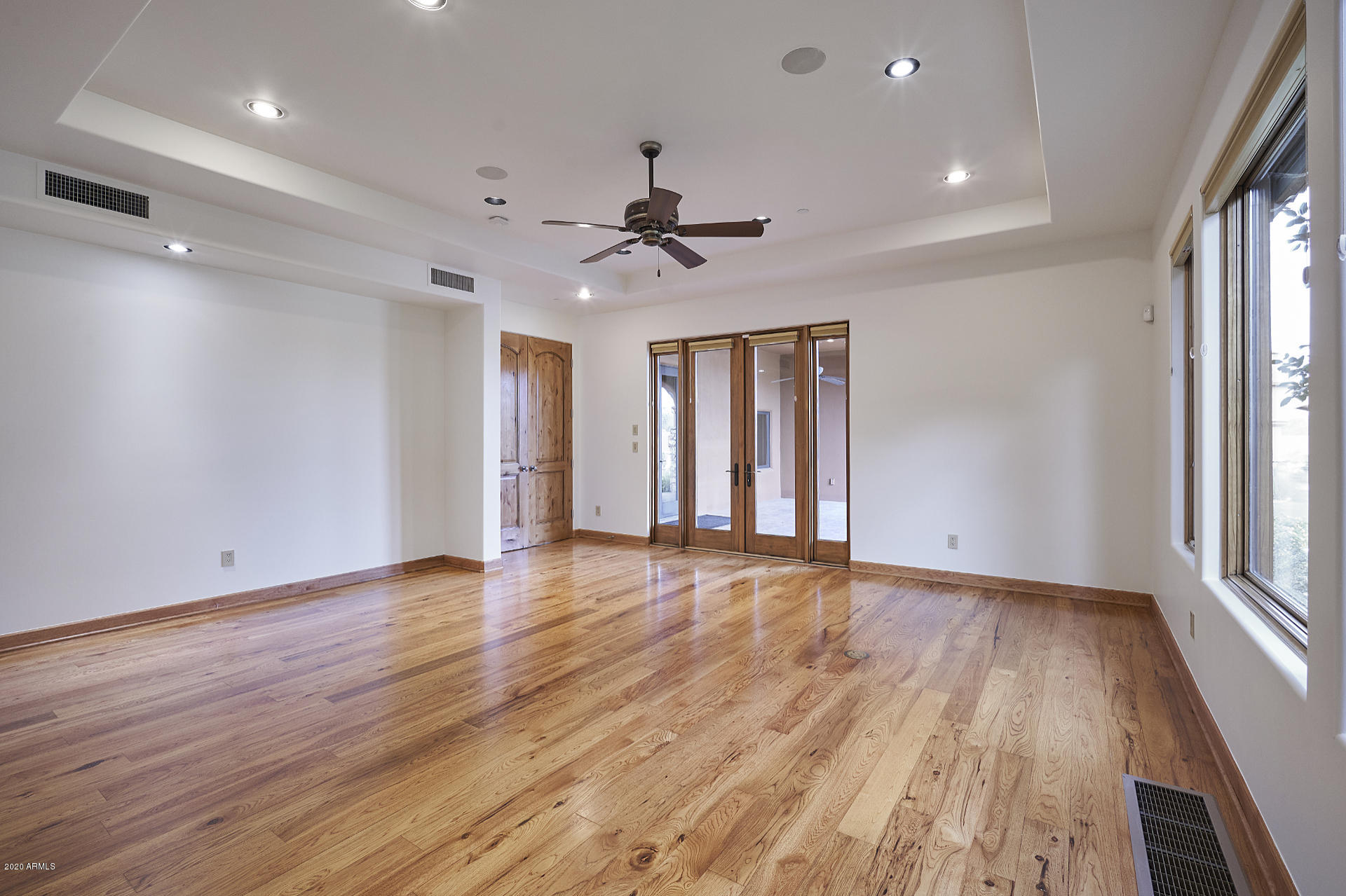 PRADO ESTATES - Residential