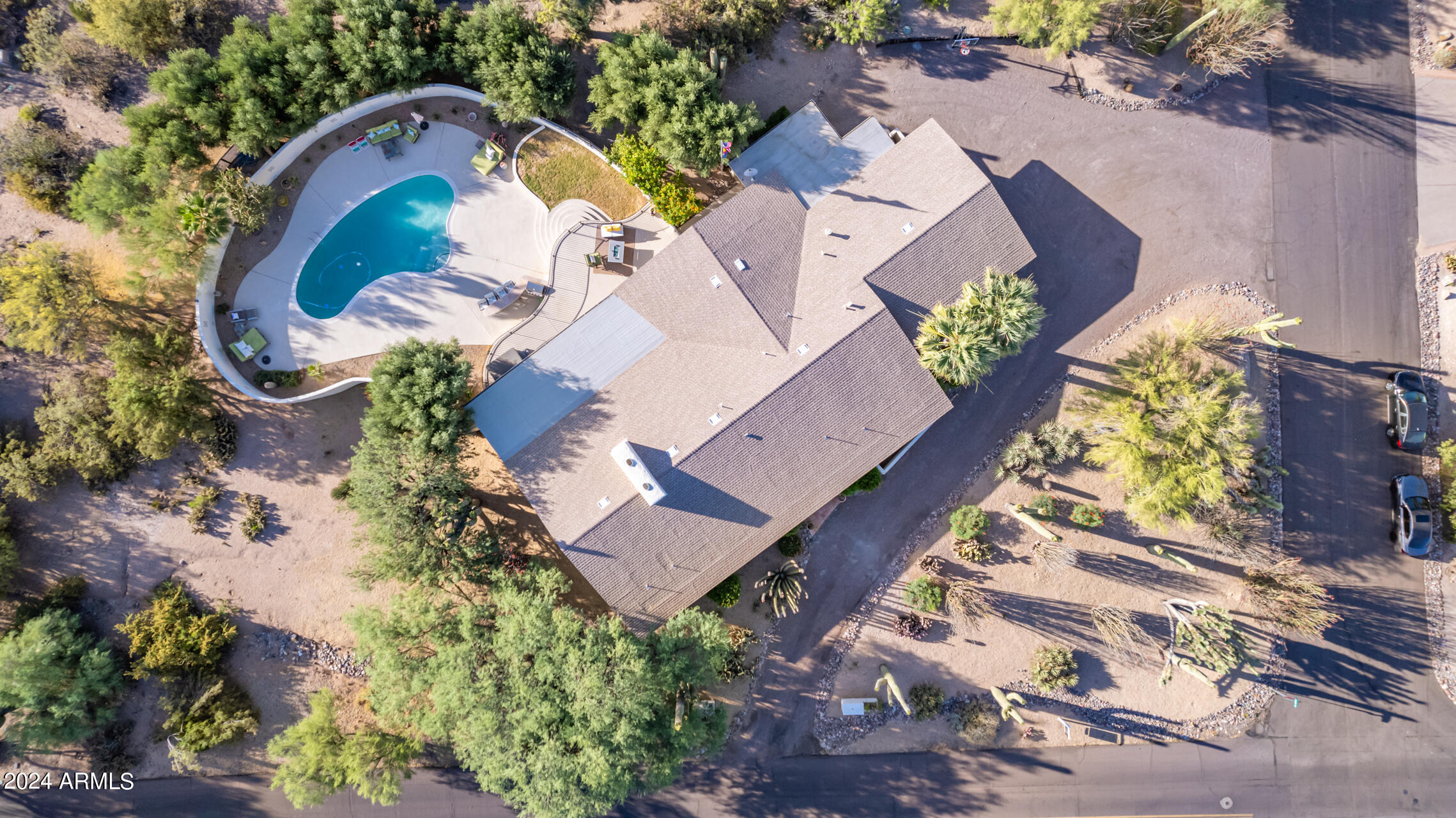 CAREFREE TOO - Residential