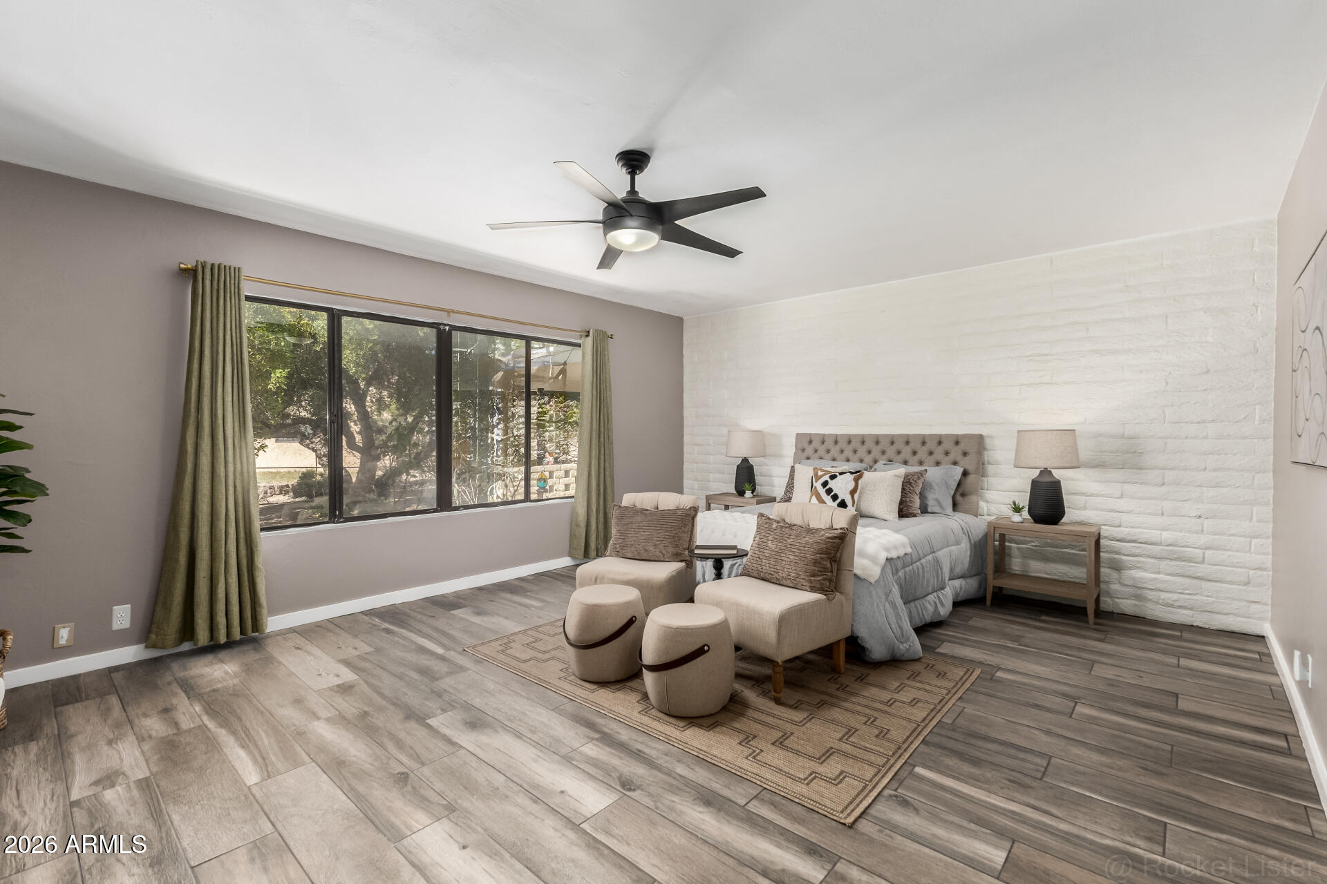 CAREFREE TOO - Residential