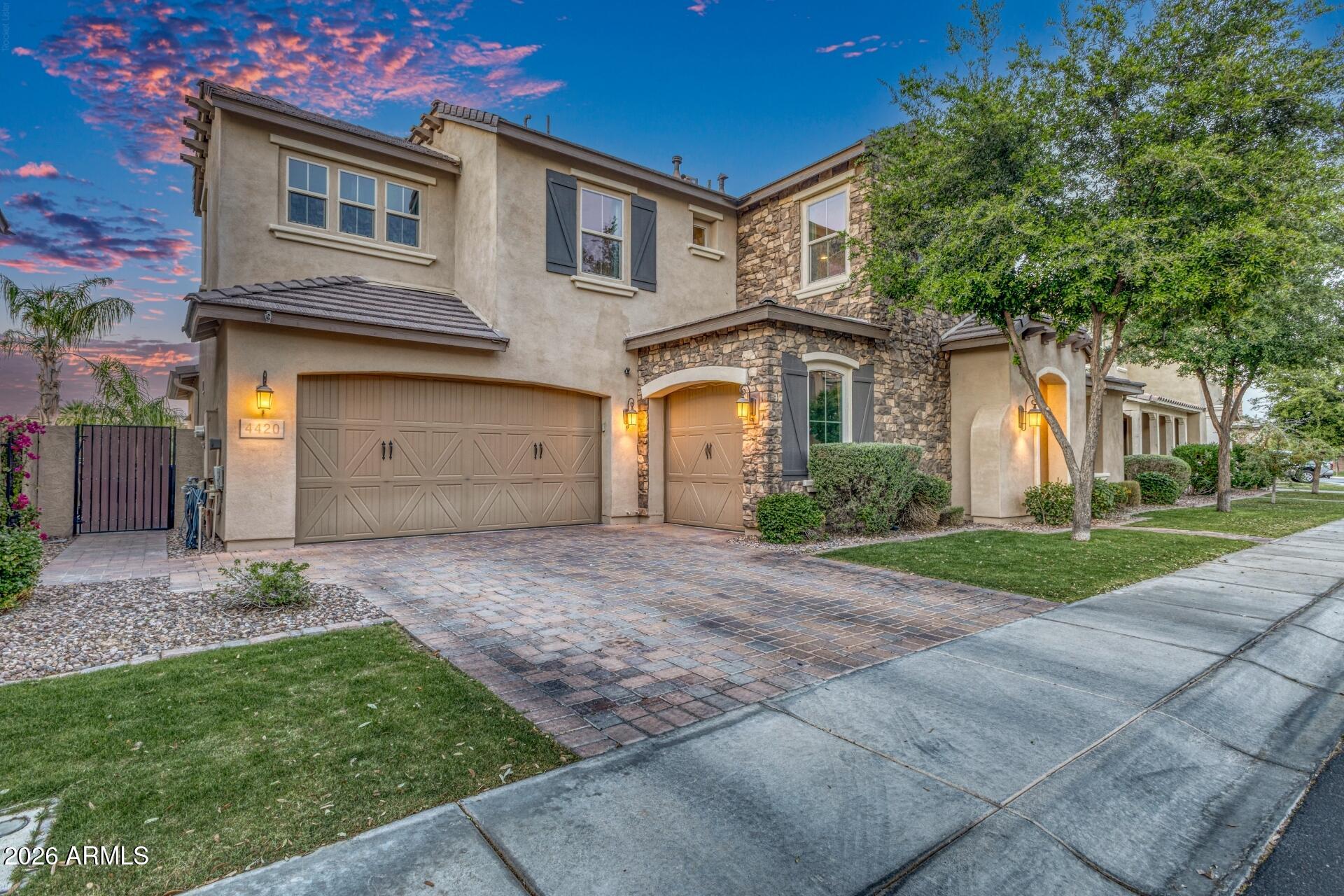 ECHELON AT OCOTILLO - Residential