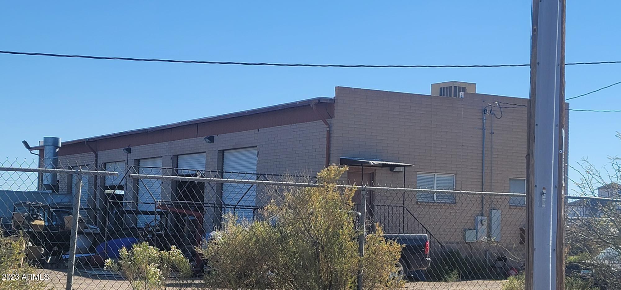 Douglas - Commercial Sale