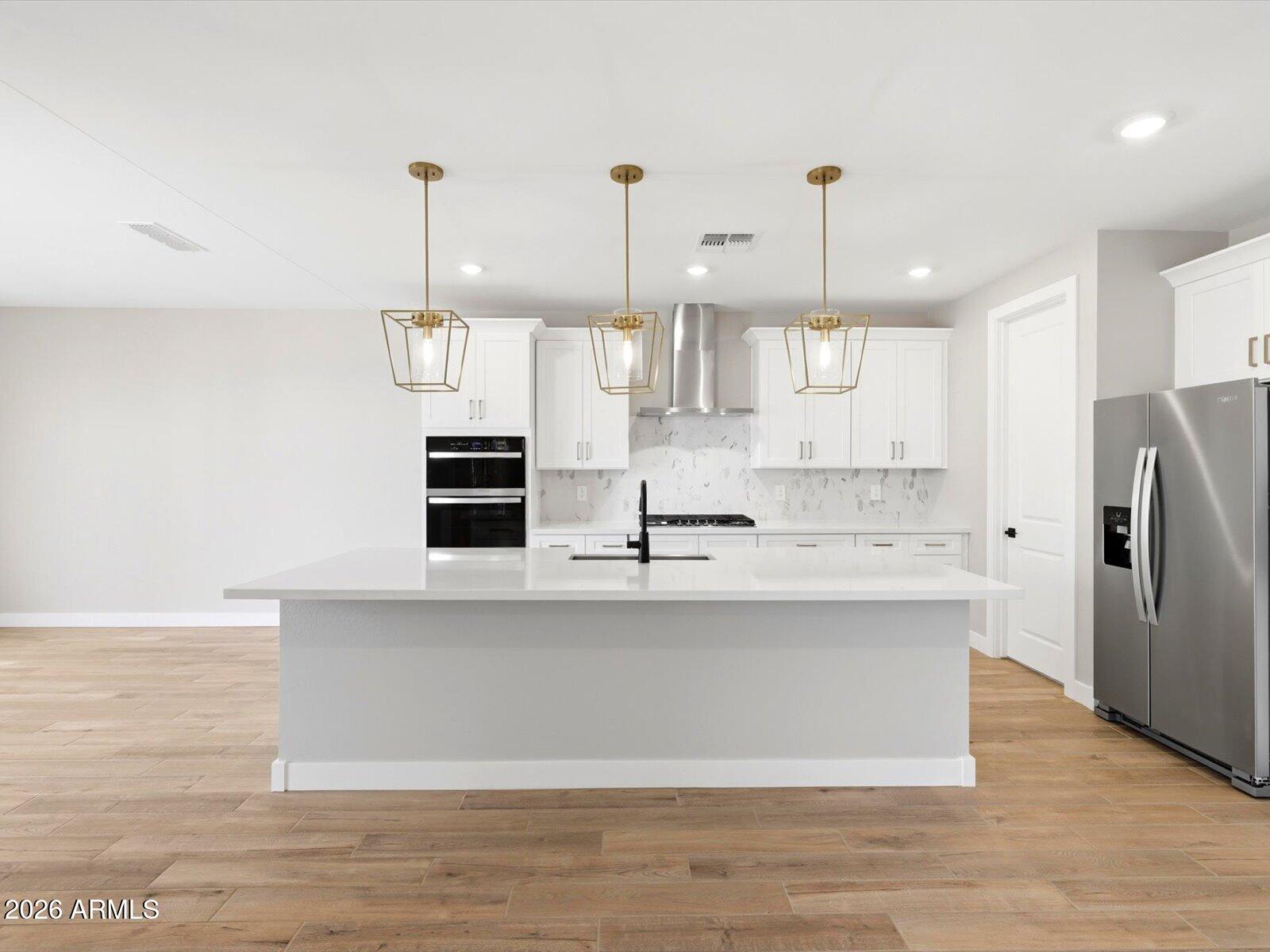 BLOSSOM ROCK PHASE 3 - Residential