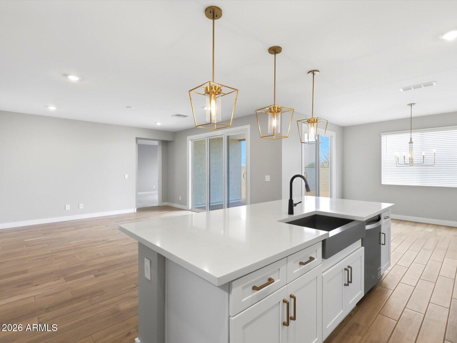 BLOSSOM ROCK PHASE 3 - Residential