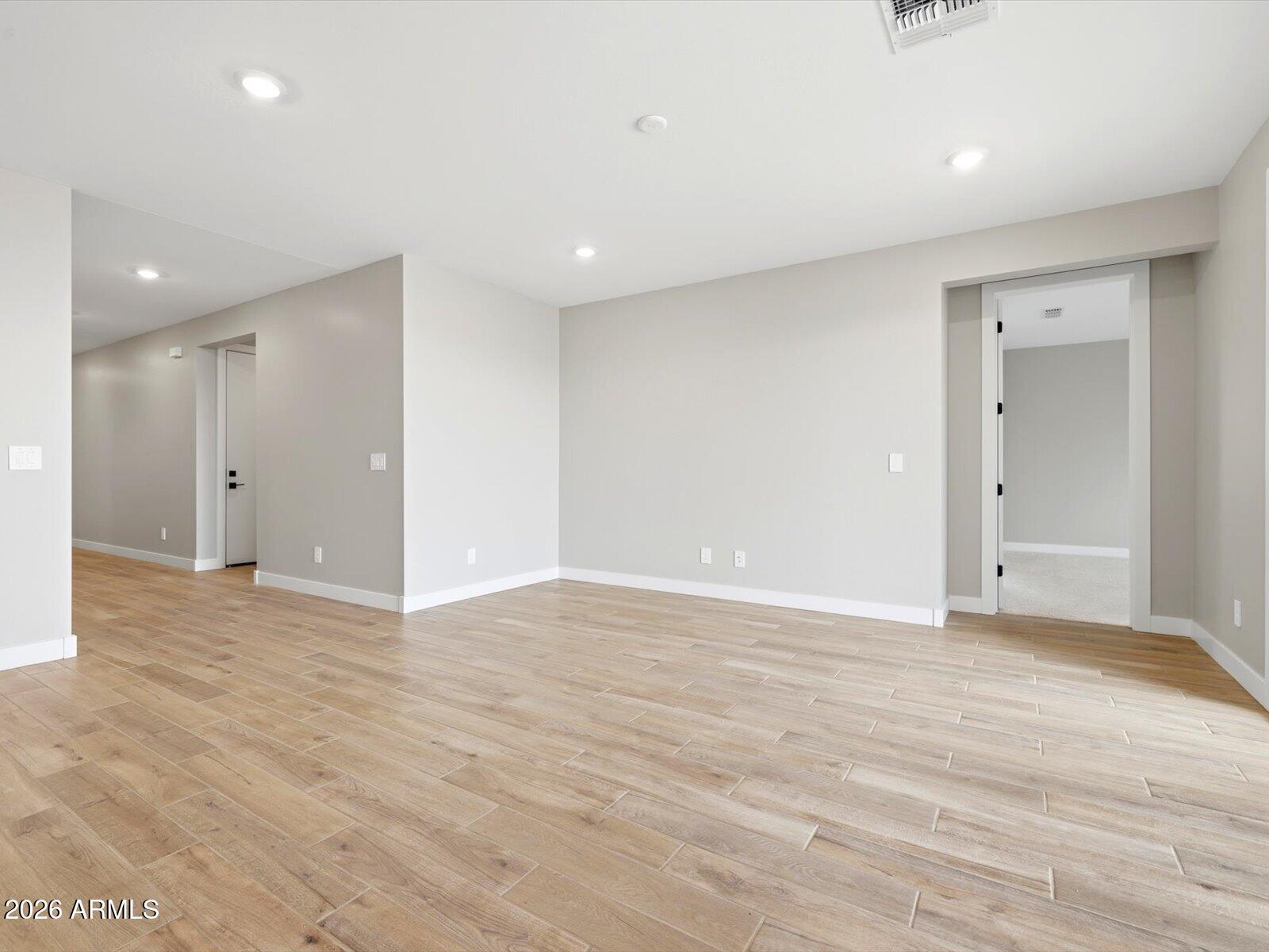 BLOSSOM ROCK PHASE 3 - Residential
