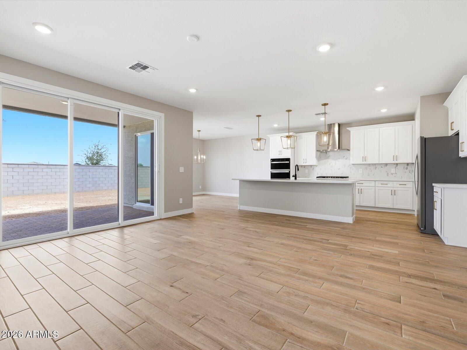 BLOSSOM ROCK PHASE 3 - Residential