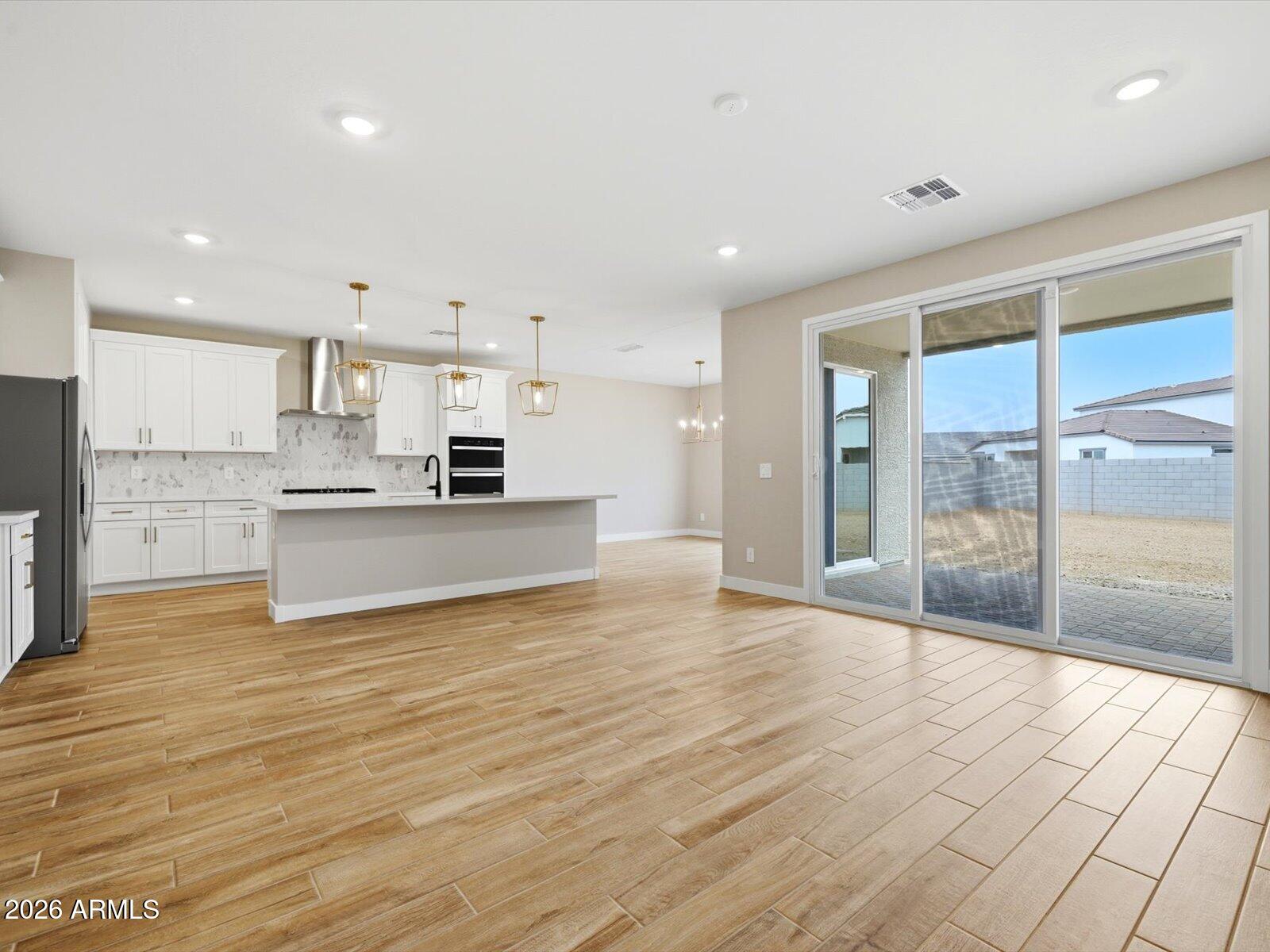 BLOSSOM ROCK PHASE 3 - Residential