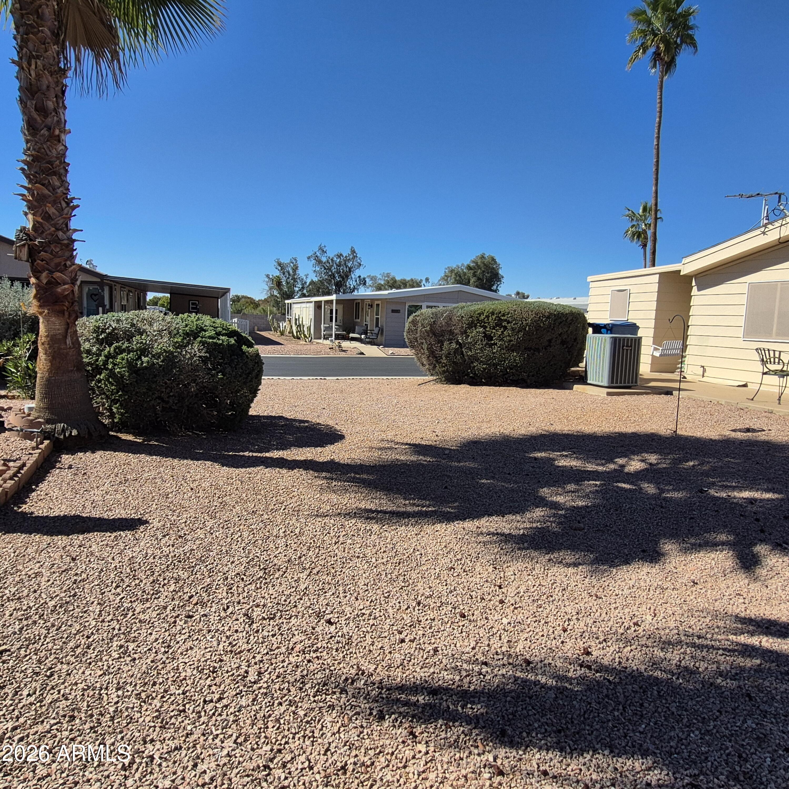 Holiday Palms - Residential