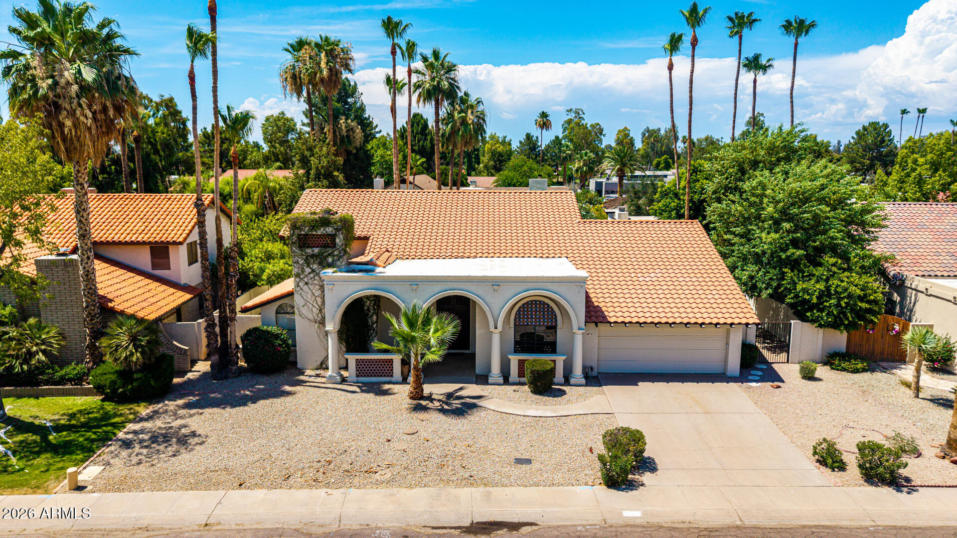 PARADISE PARK MANOR 2 - Residential