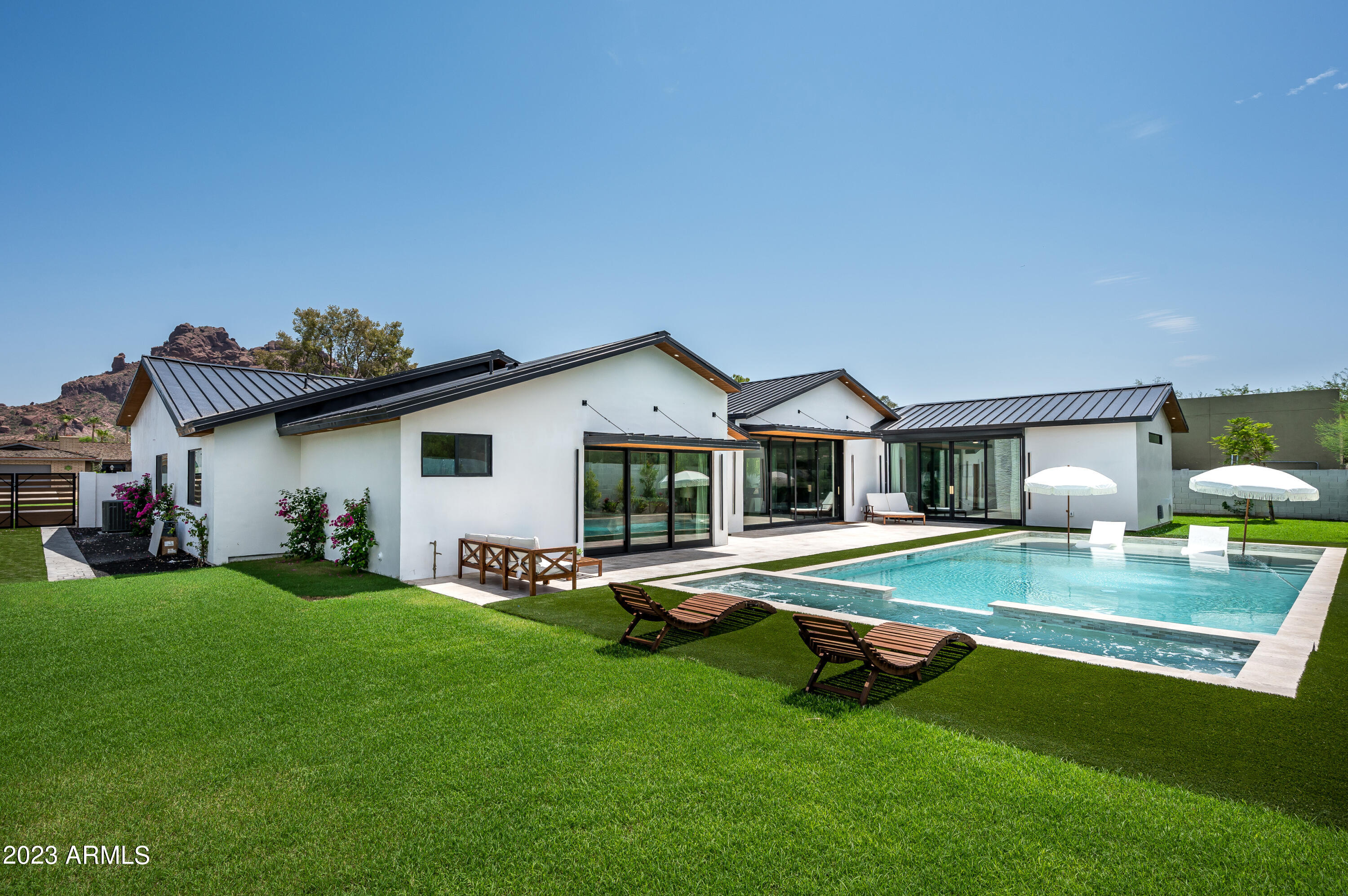 HERITAGE HILLS UNIT 1 - Residential