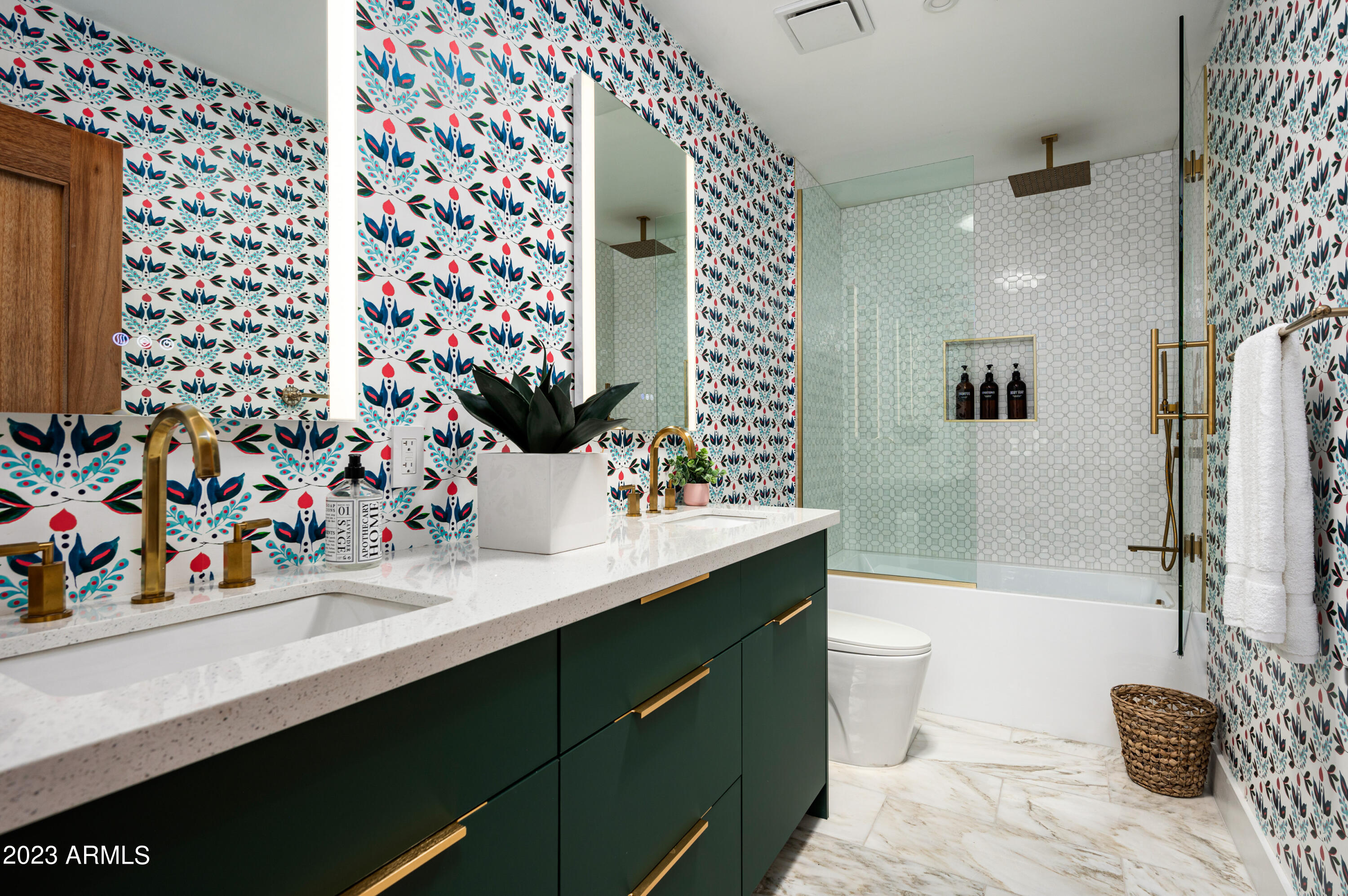 HERITAGE HILLS UNIT 1 - Residential