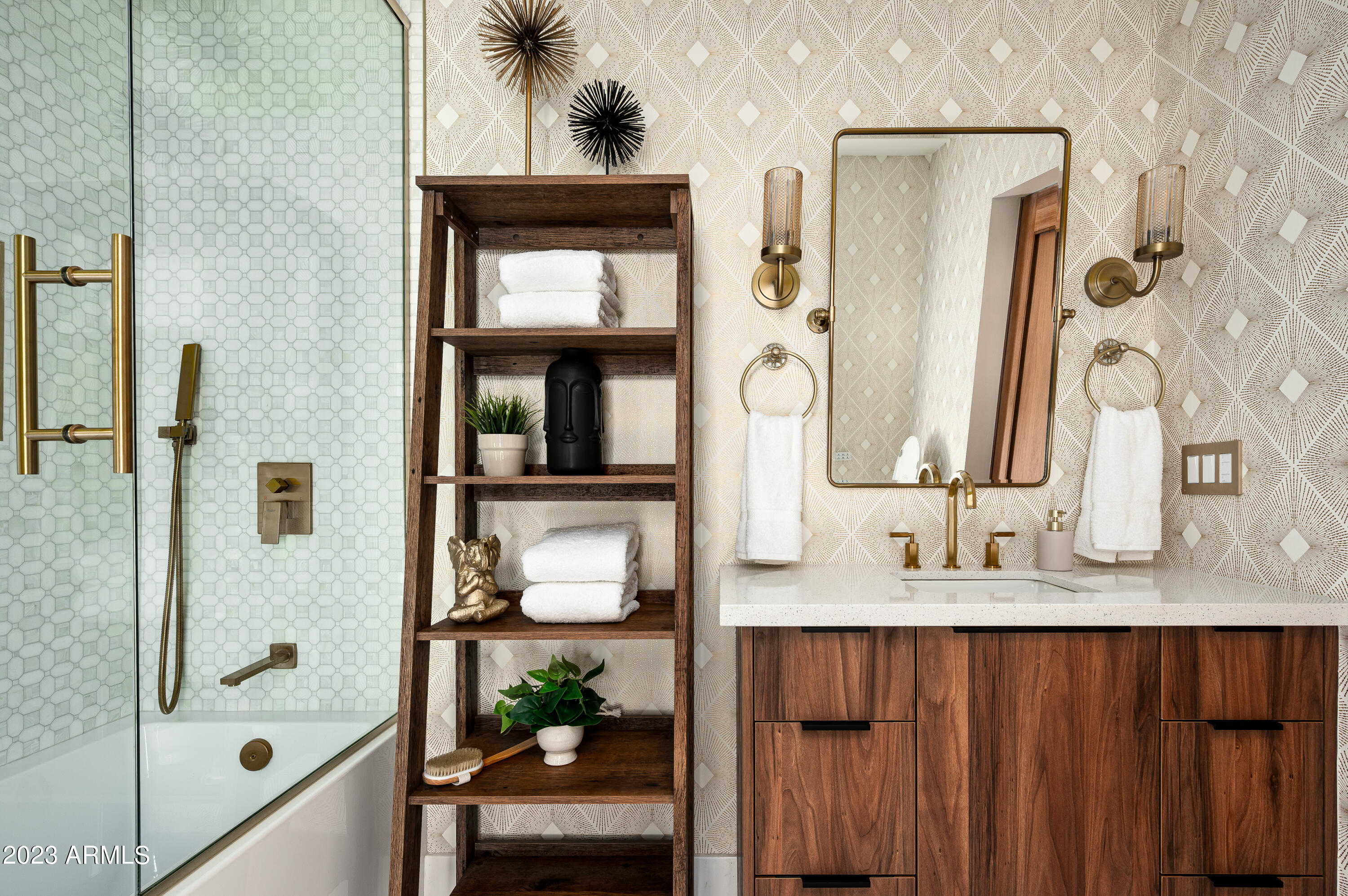 HERITAGE HILLS UNIT 1 - Residential