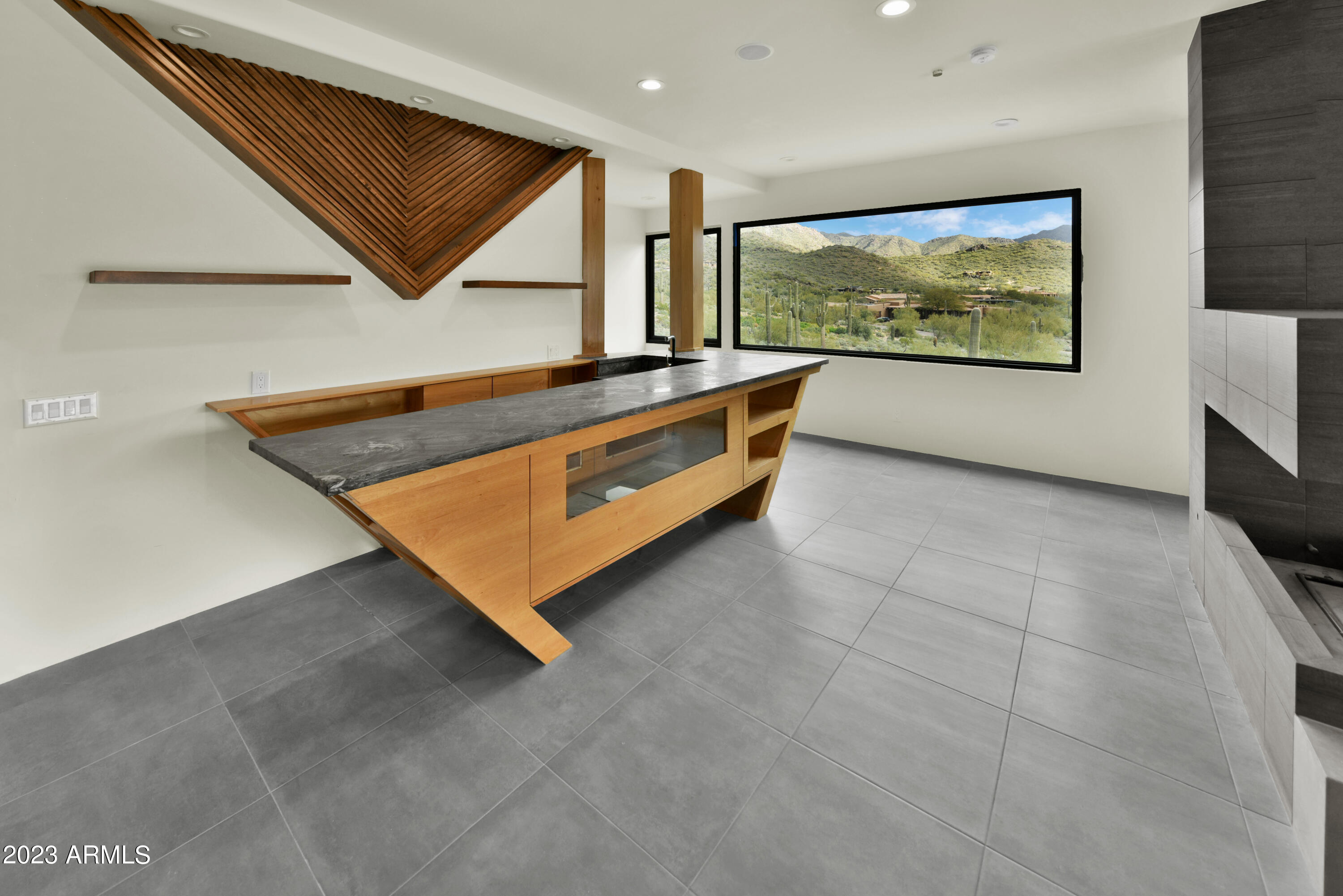 CANYON HEIGHTS - Residential