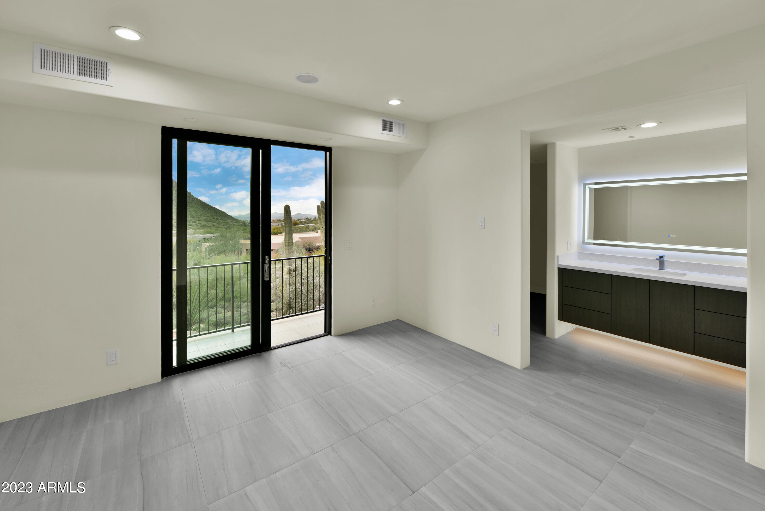 CANYON HEIGHTS - Residential