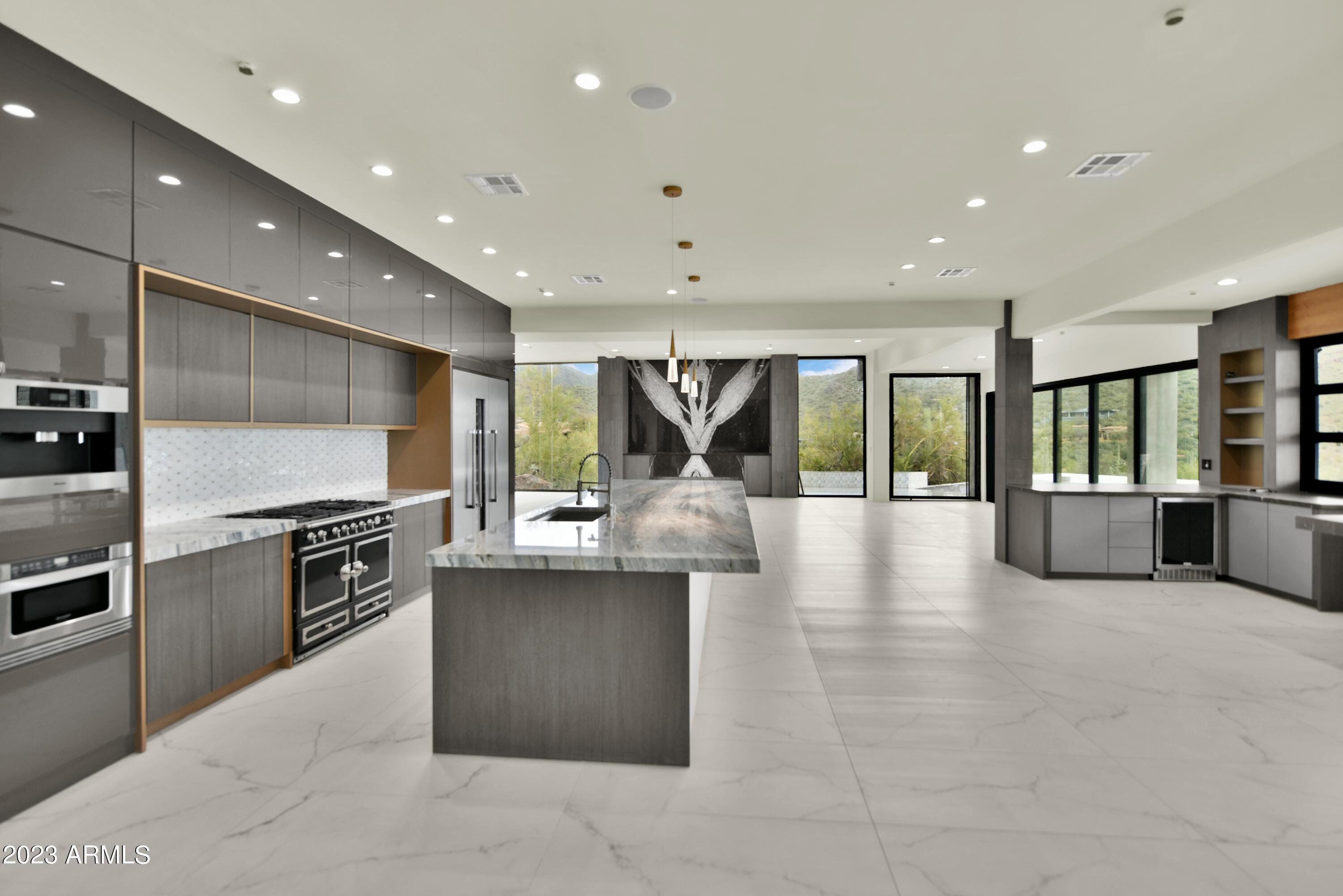 CANYON HEIGHTS - Residential