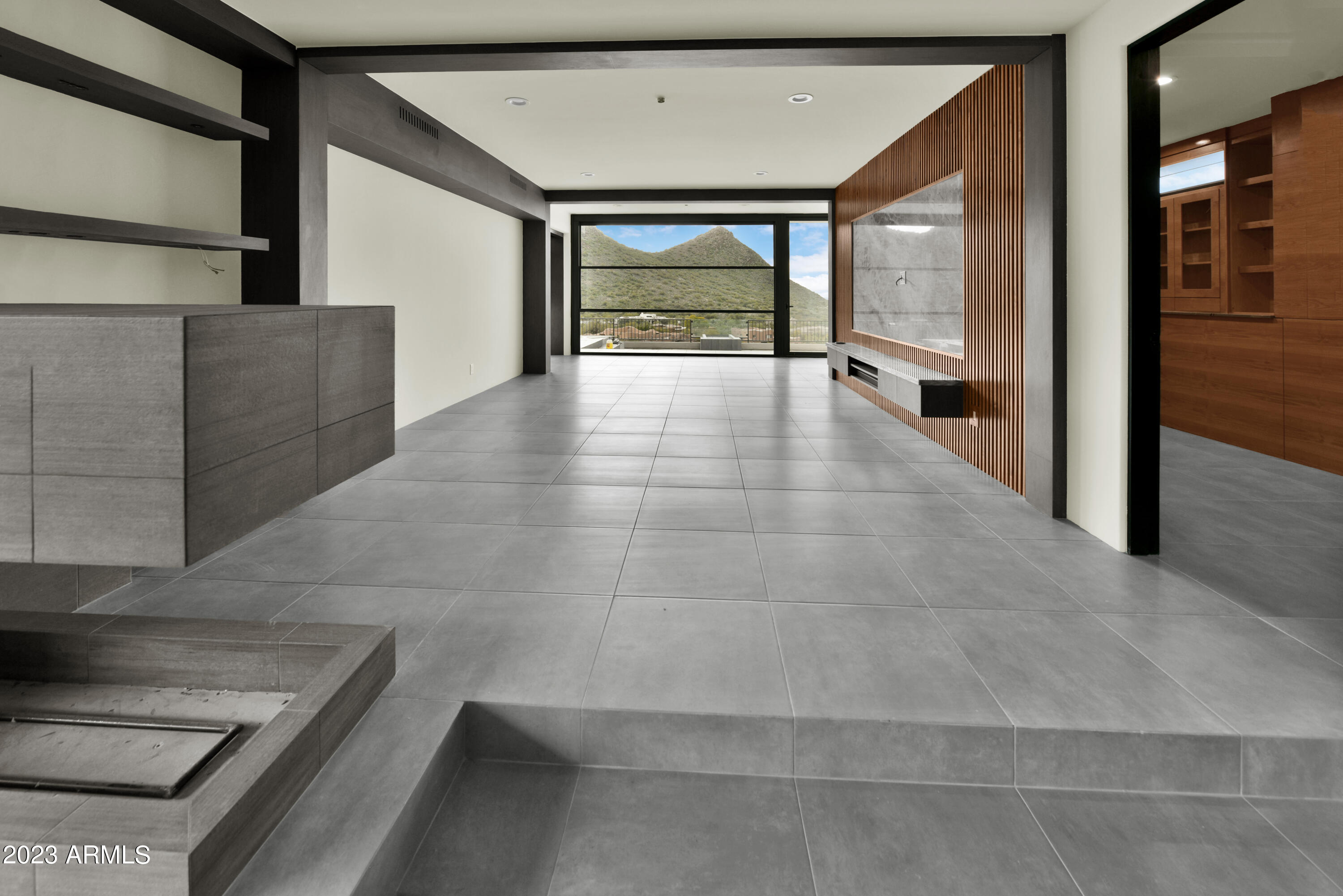 CANYON HEIGHTS - Residential