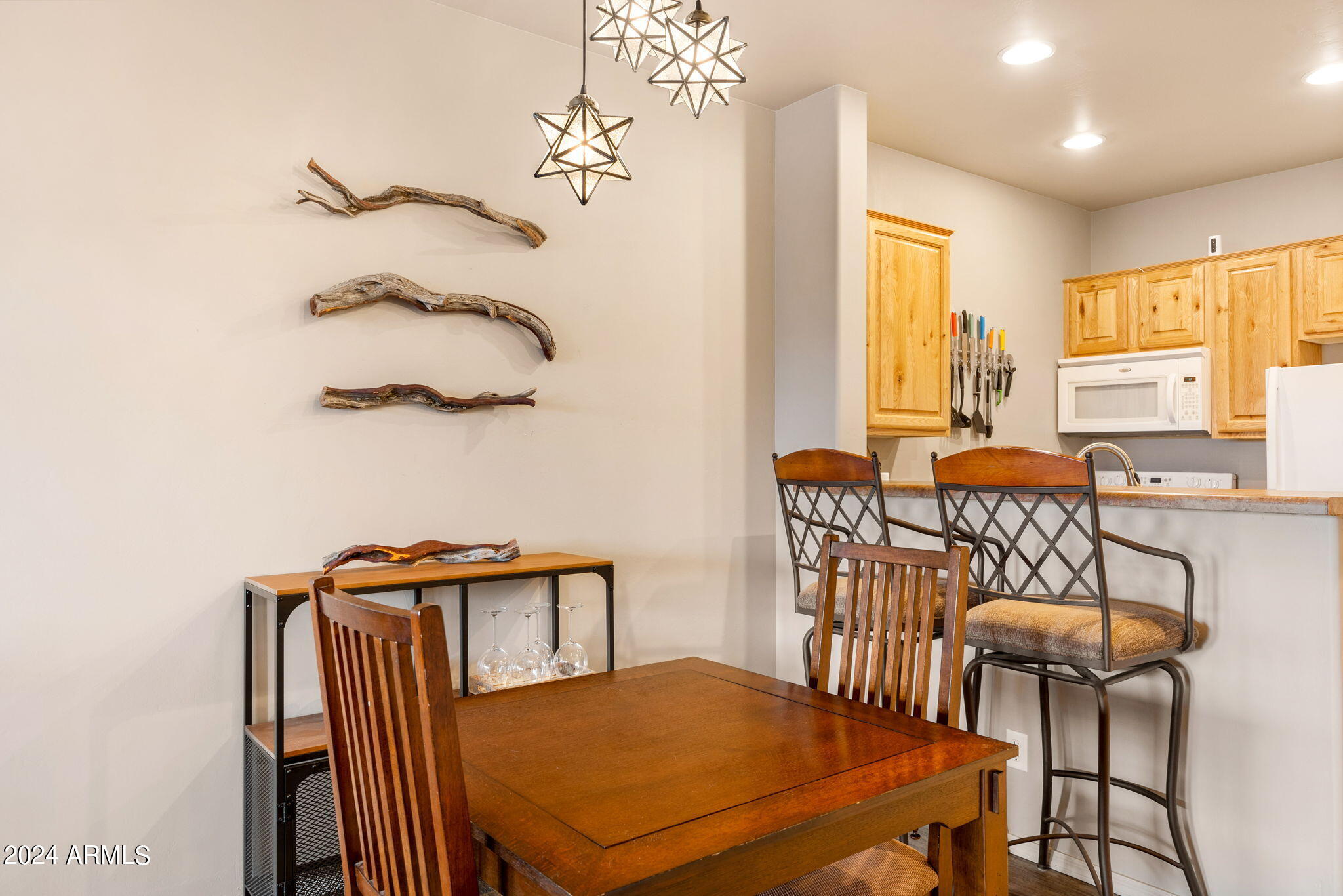 BISON RANCH RESORT SUITES - Residential
