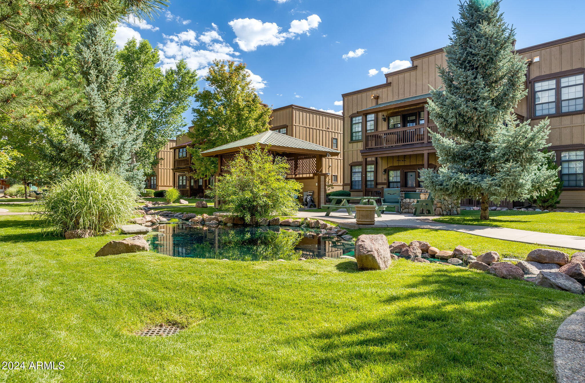 BISON RANCH RESORT SUITES - Residential