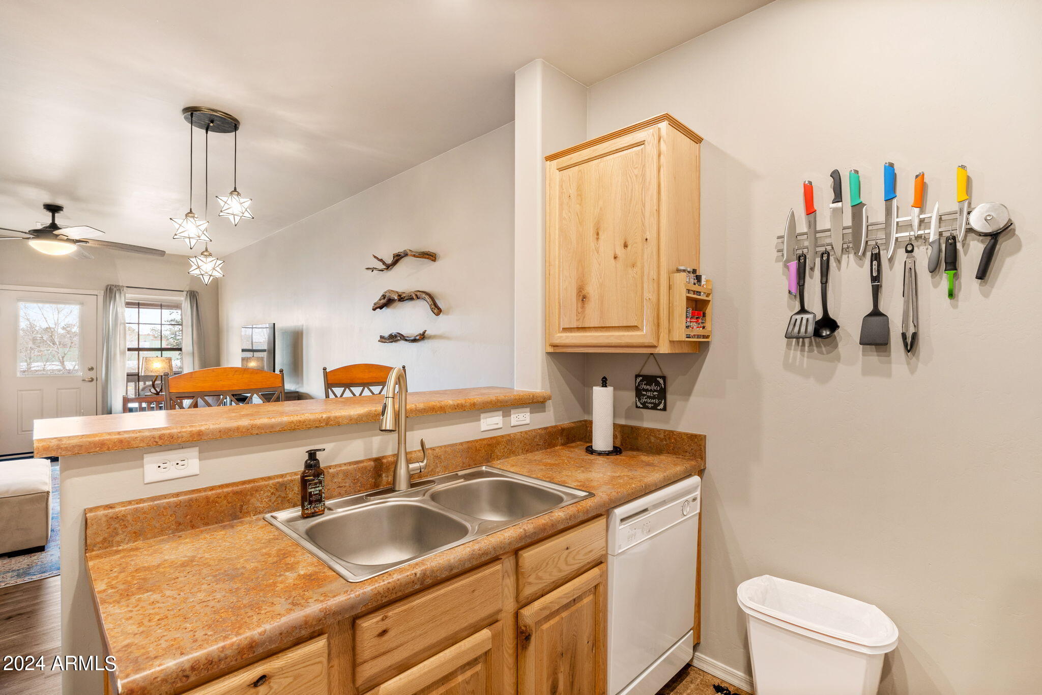 BISON RANCH RESORT SUITES - Residential