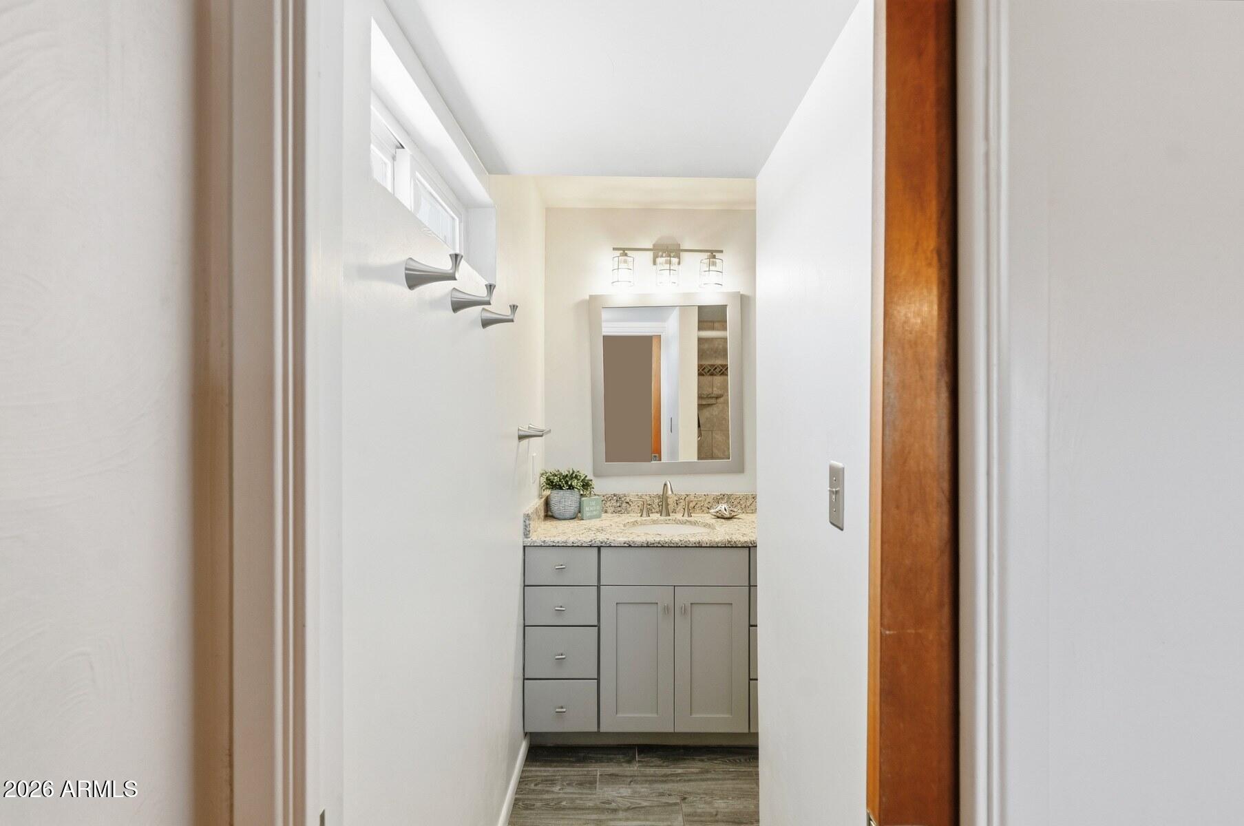 TOWN & COUNTRY ESTATES - Residential