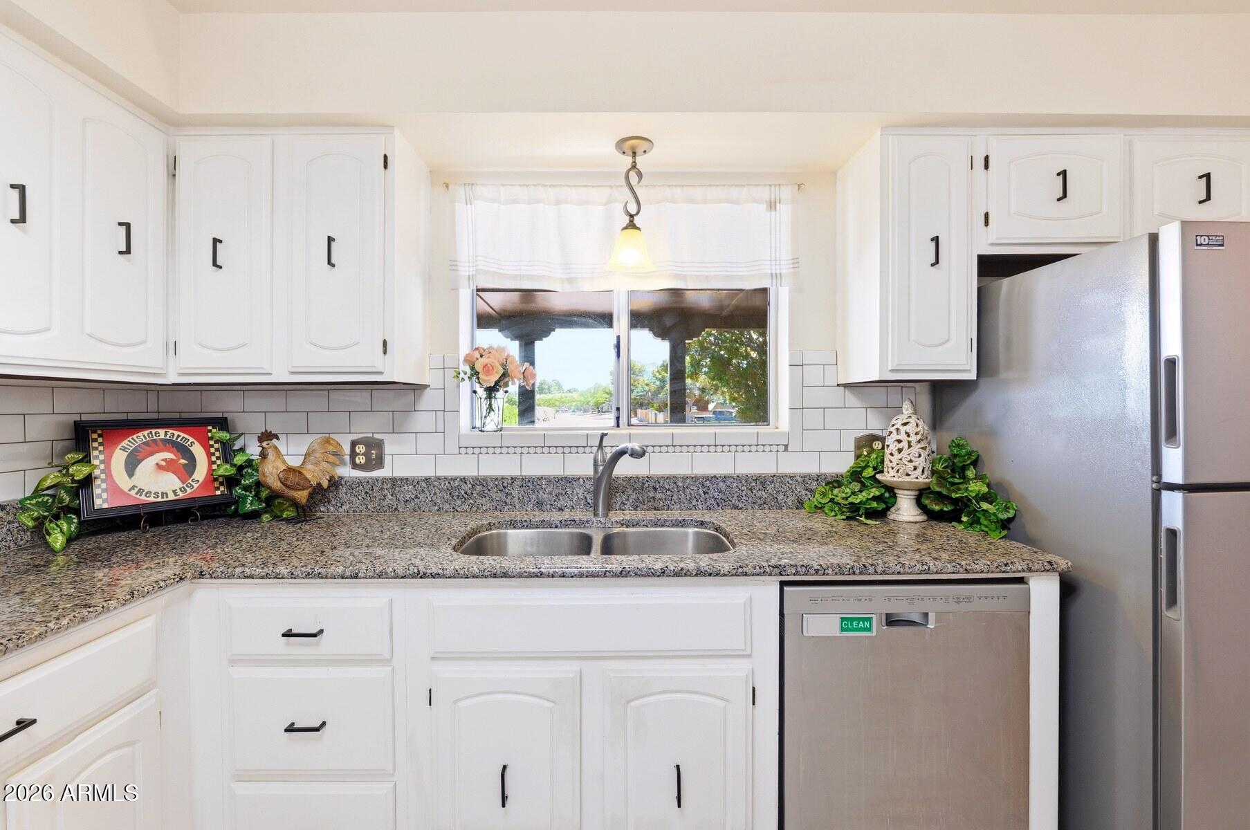 TOWN & COUNTRY ESTATES - Residential