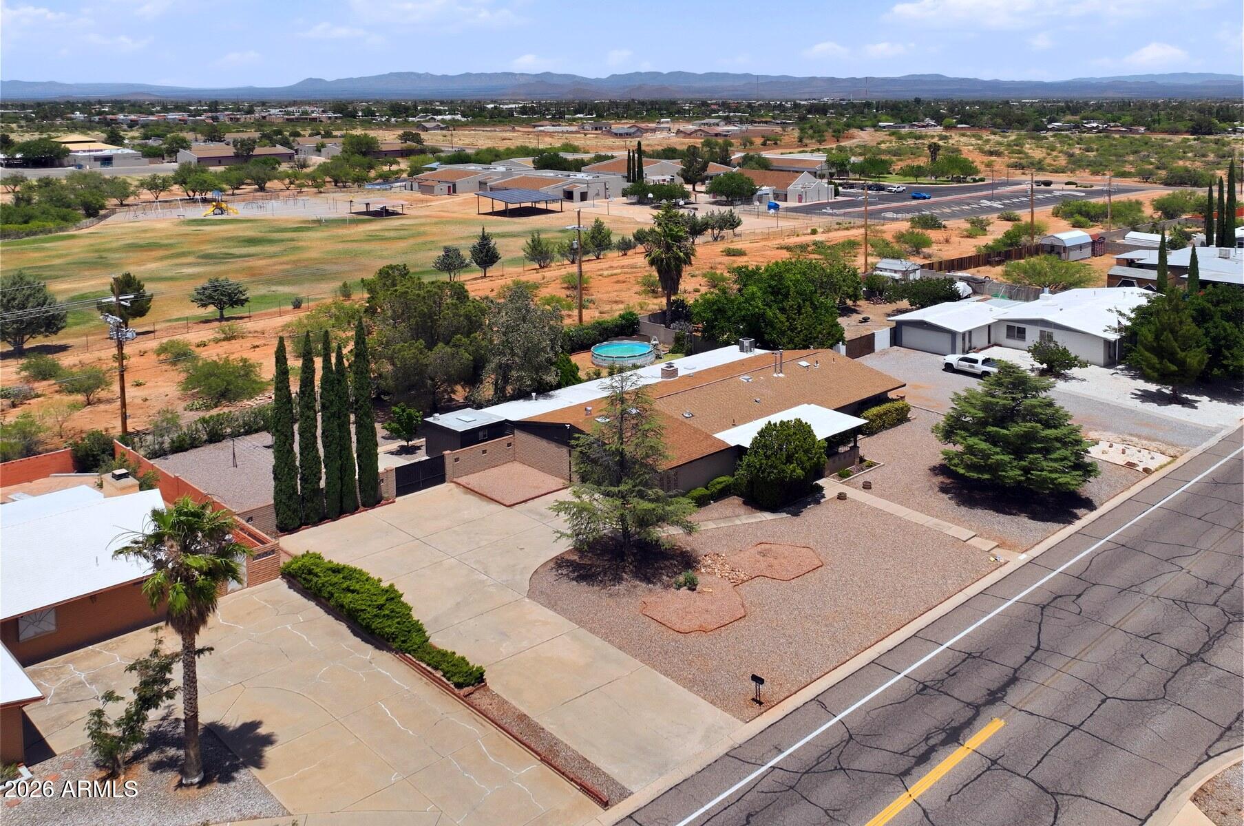 TOWN & COUNTRY ESTATES - Residential