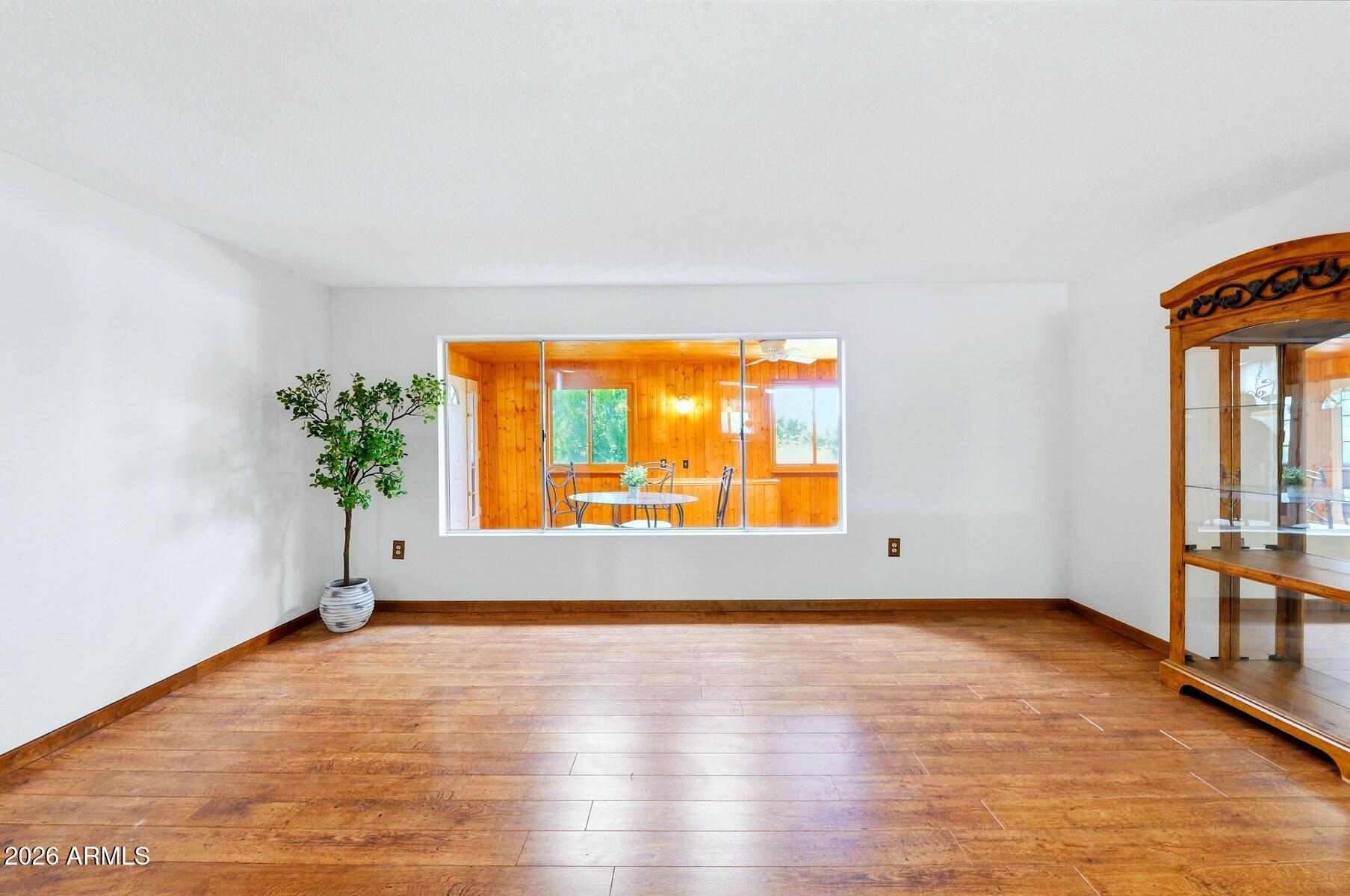 TOWN & COUNTRY ESTATES - Residential
