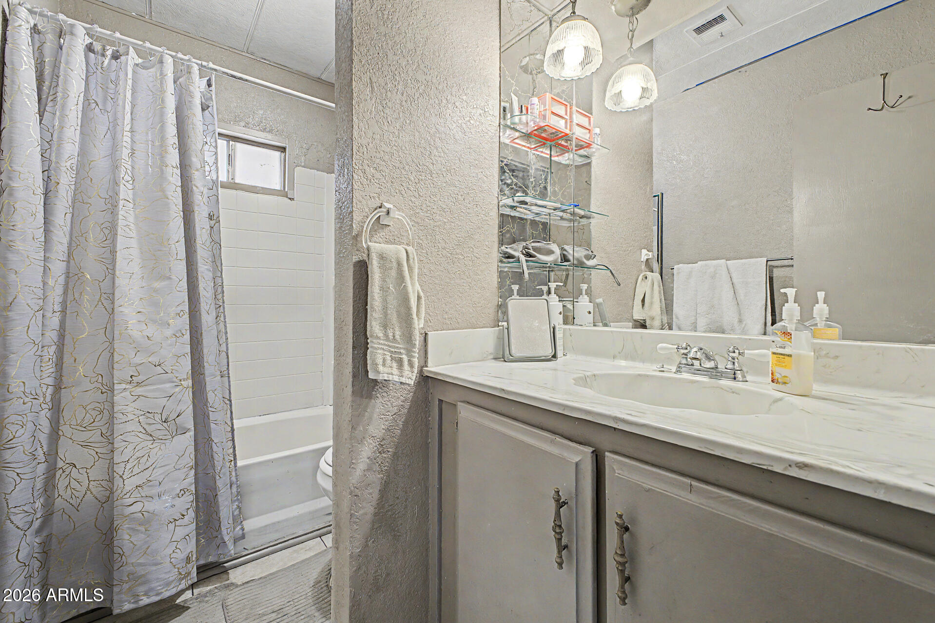 BROADVIEW TERRACE - Residential