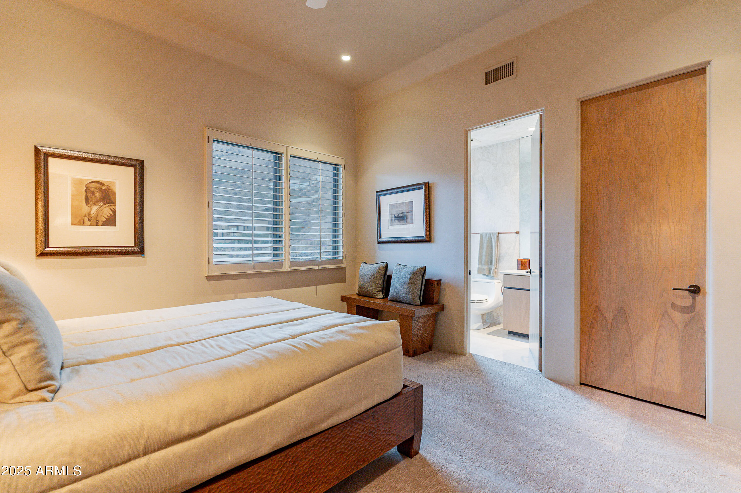 LOT 28 LA PLACE DU SOMMET LOTS 1 THROUGH 31 & TRACT A THR MCR 025044 - Residential