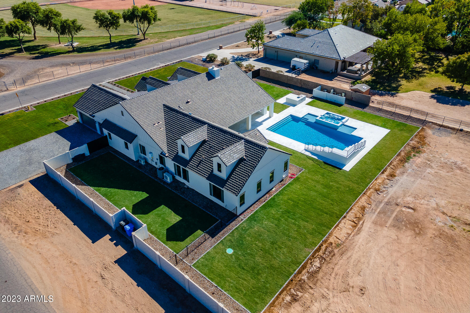 CASA CABALLO - Residential