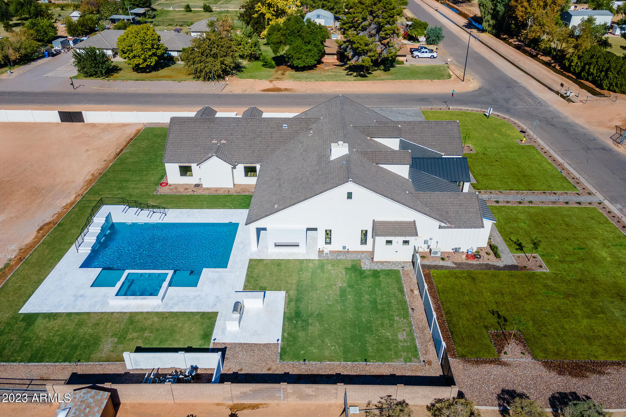 CASA CABALLO - Residential