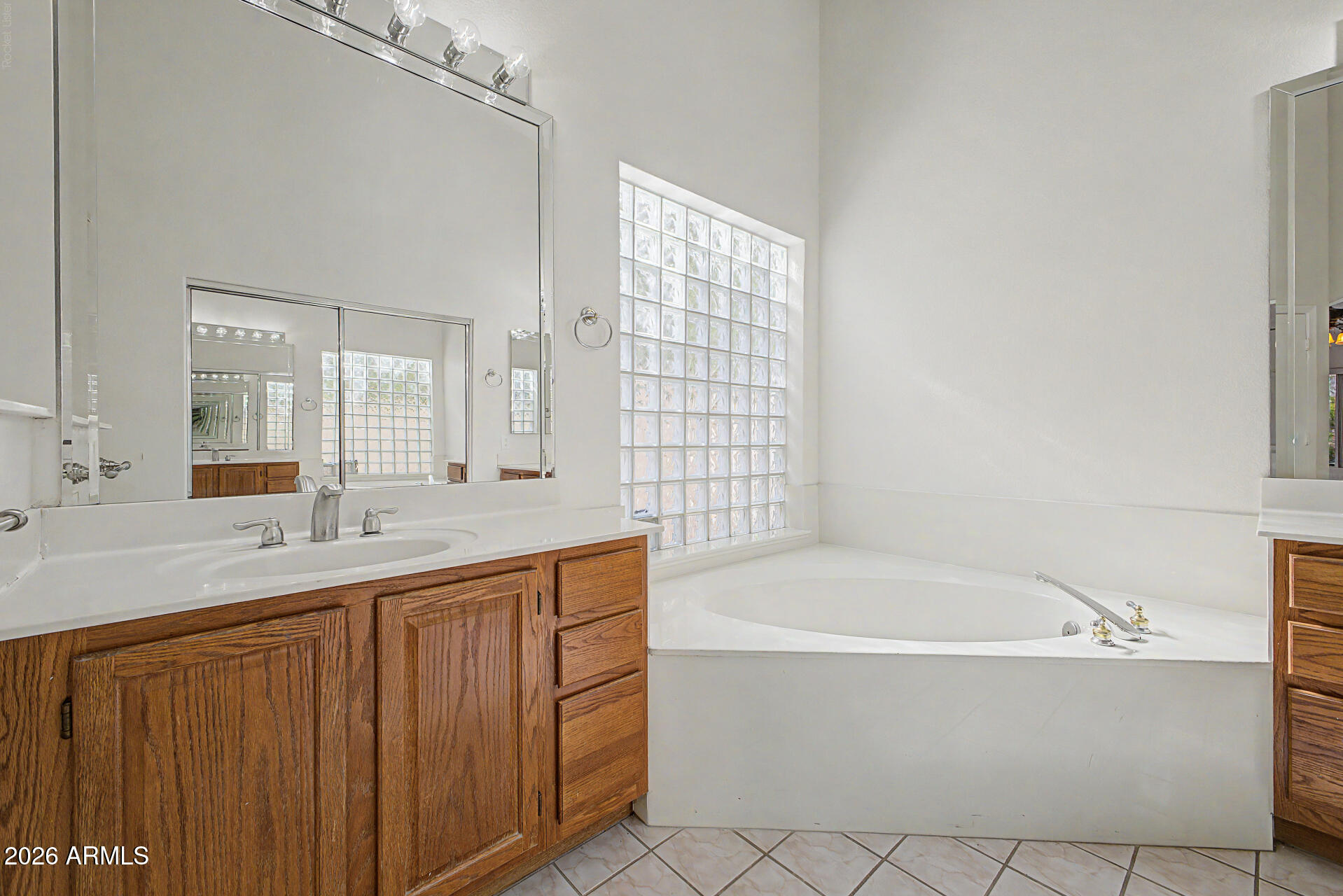 CRYSTAL SHORES AMD LOT 1-82 TR A-I - Residential