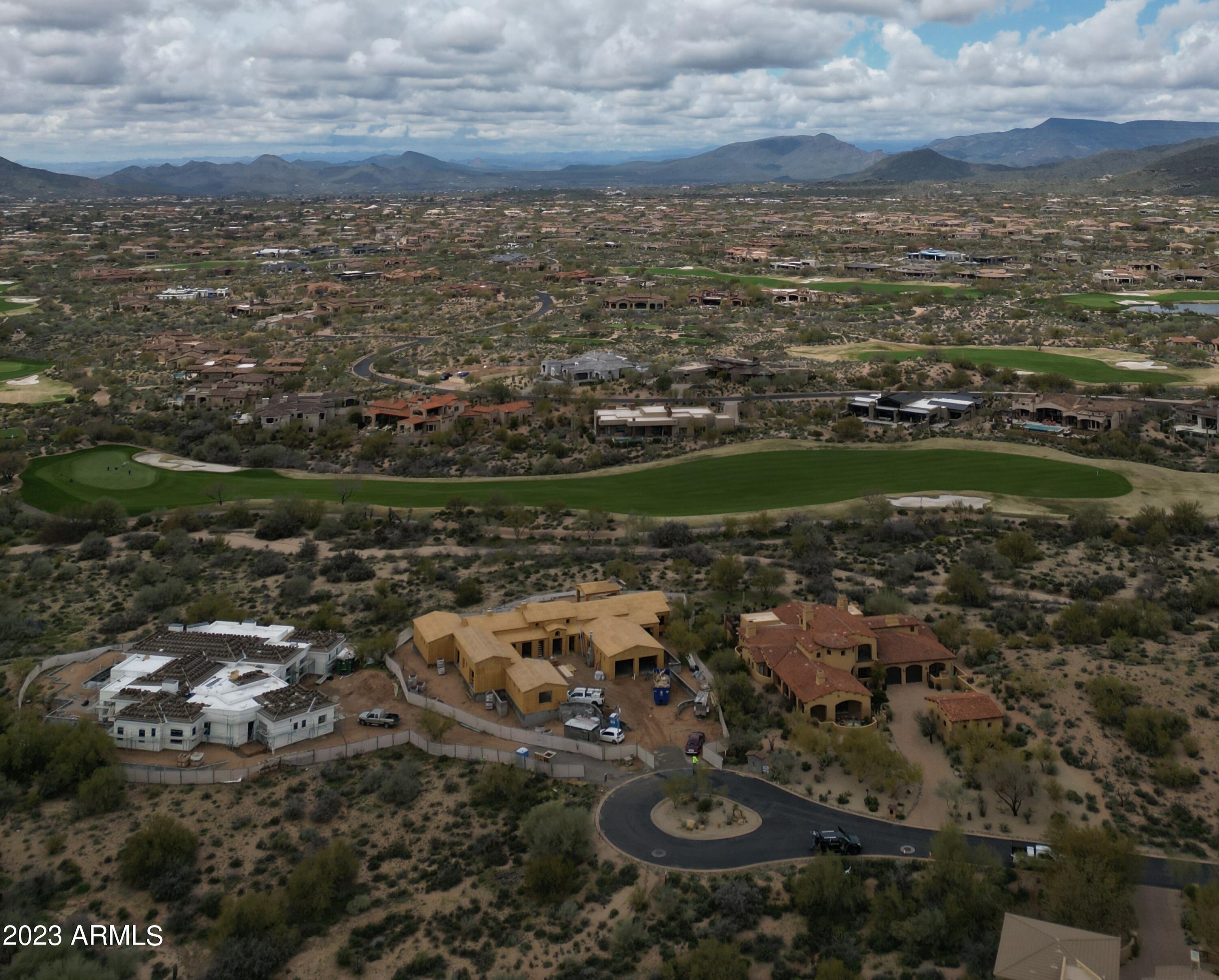 MIRABEL CLUB - Residential
